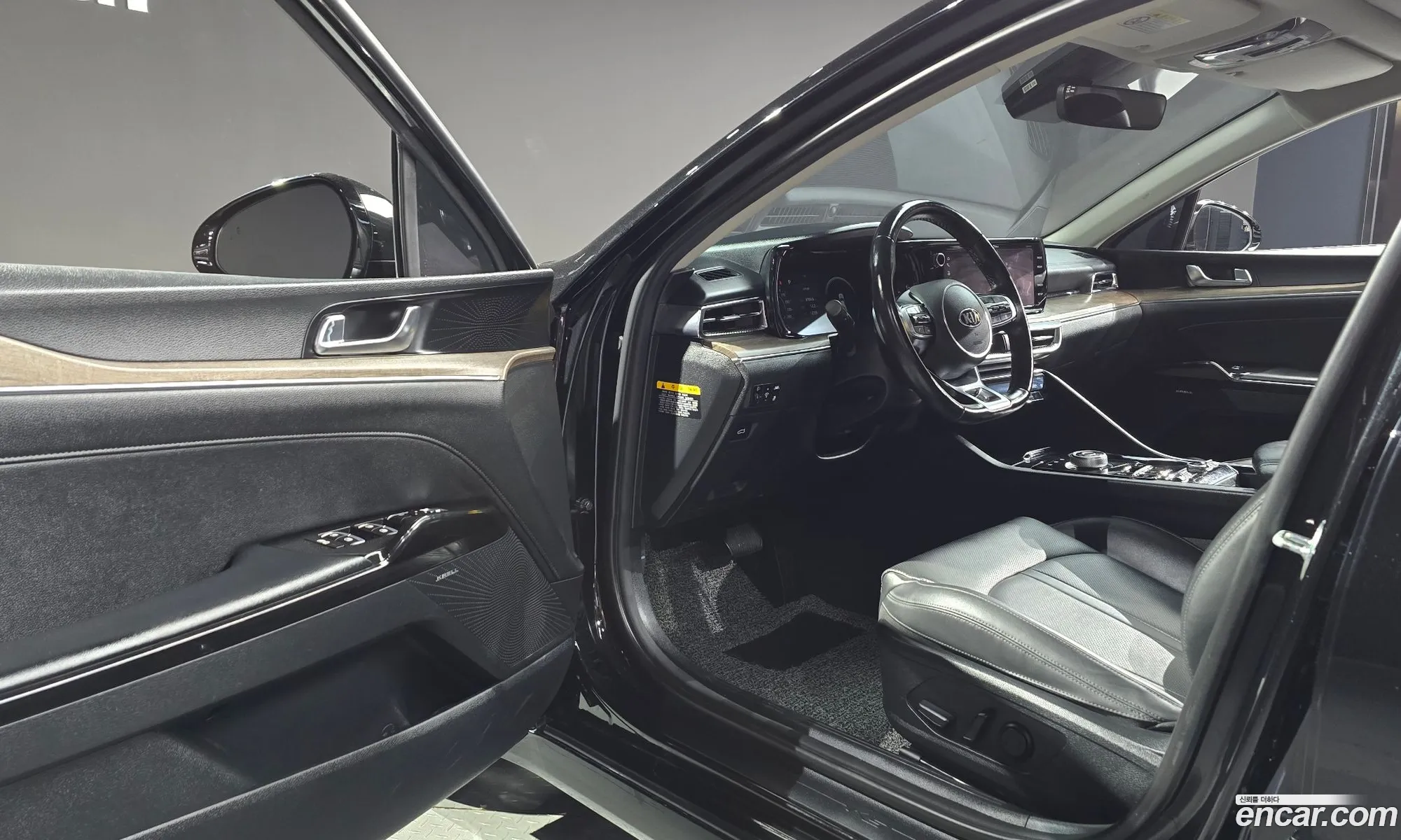 Kia K5 2019 — 2