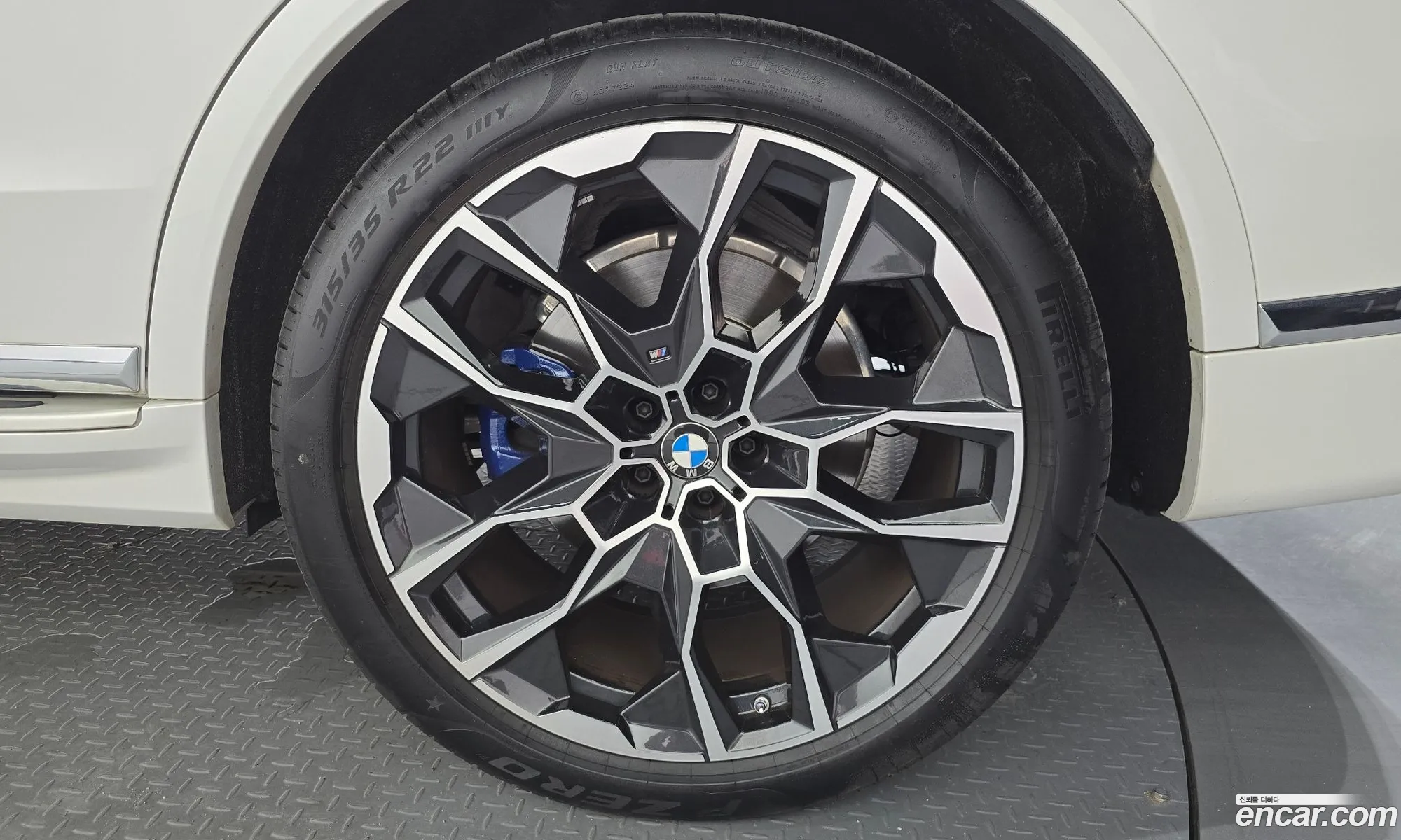 BMW X7 2024 — 31