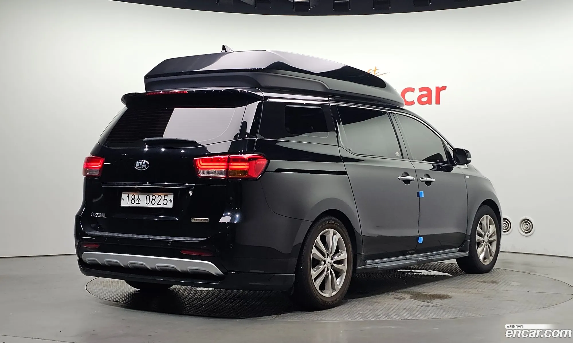 Kia Carnival 2016 KNAMC81ABGS225605 — 10