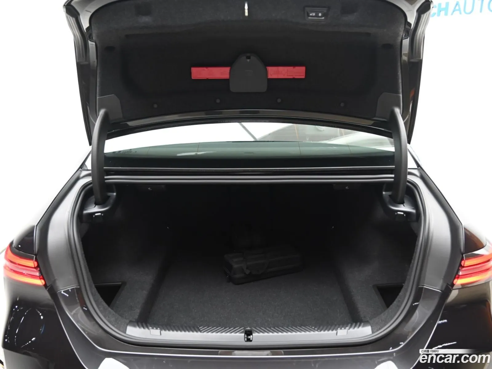 BMW 5 Series 2025 — 20