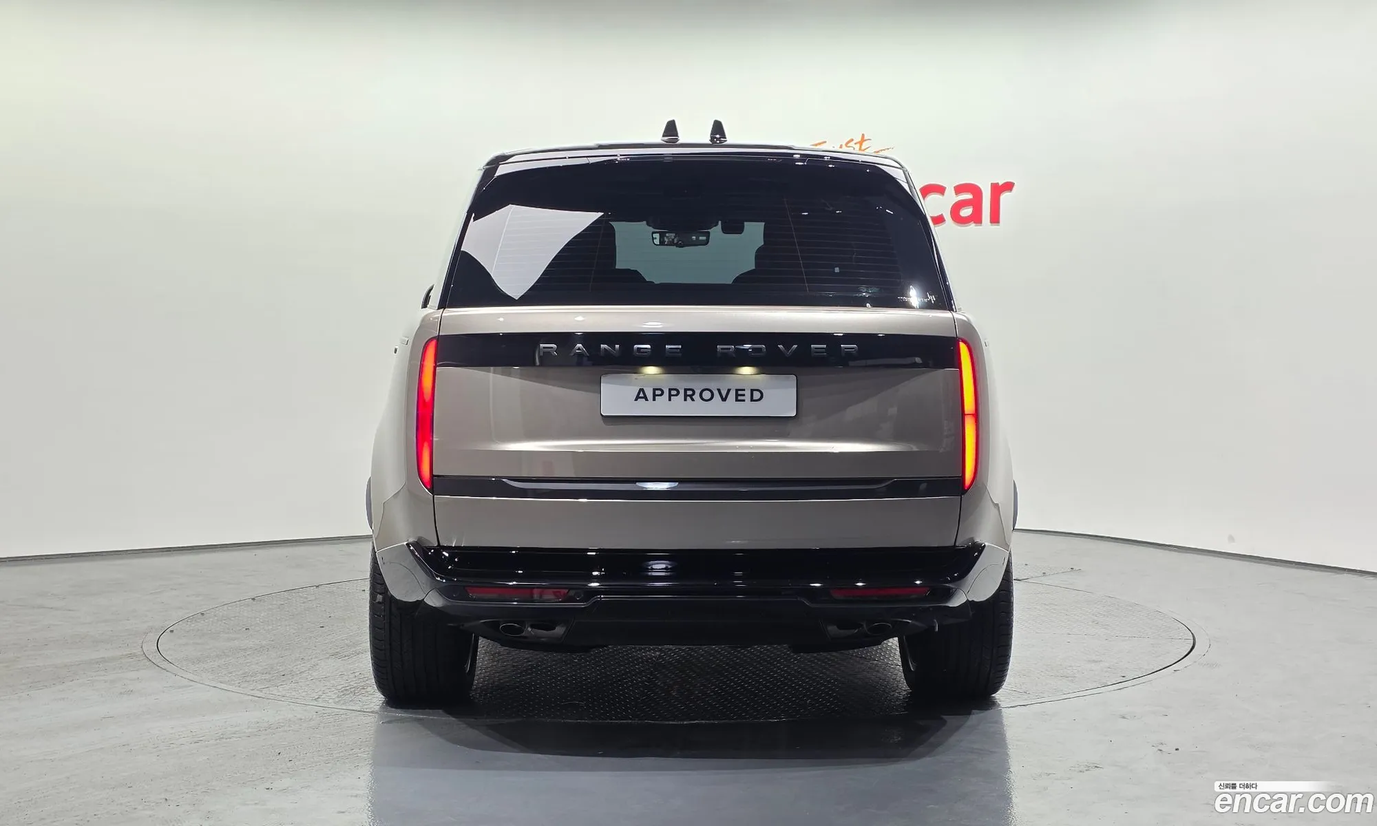 Land Rover Range Rover 2026 SALKABB9 — 10