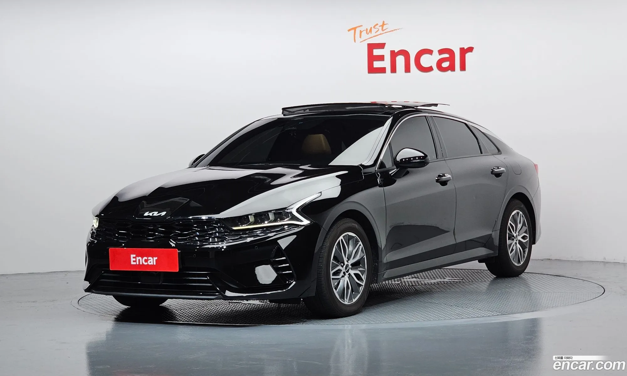Kia K5 Hybrid 2021 — 12