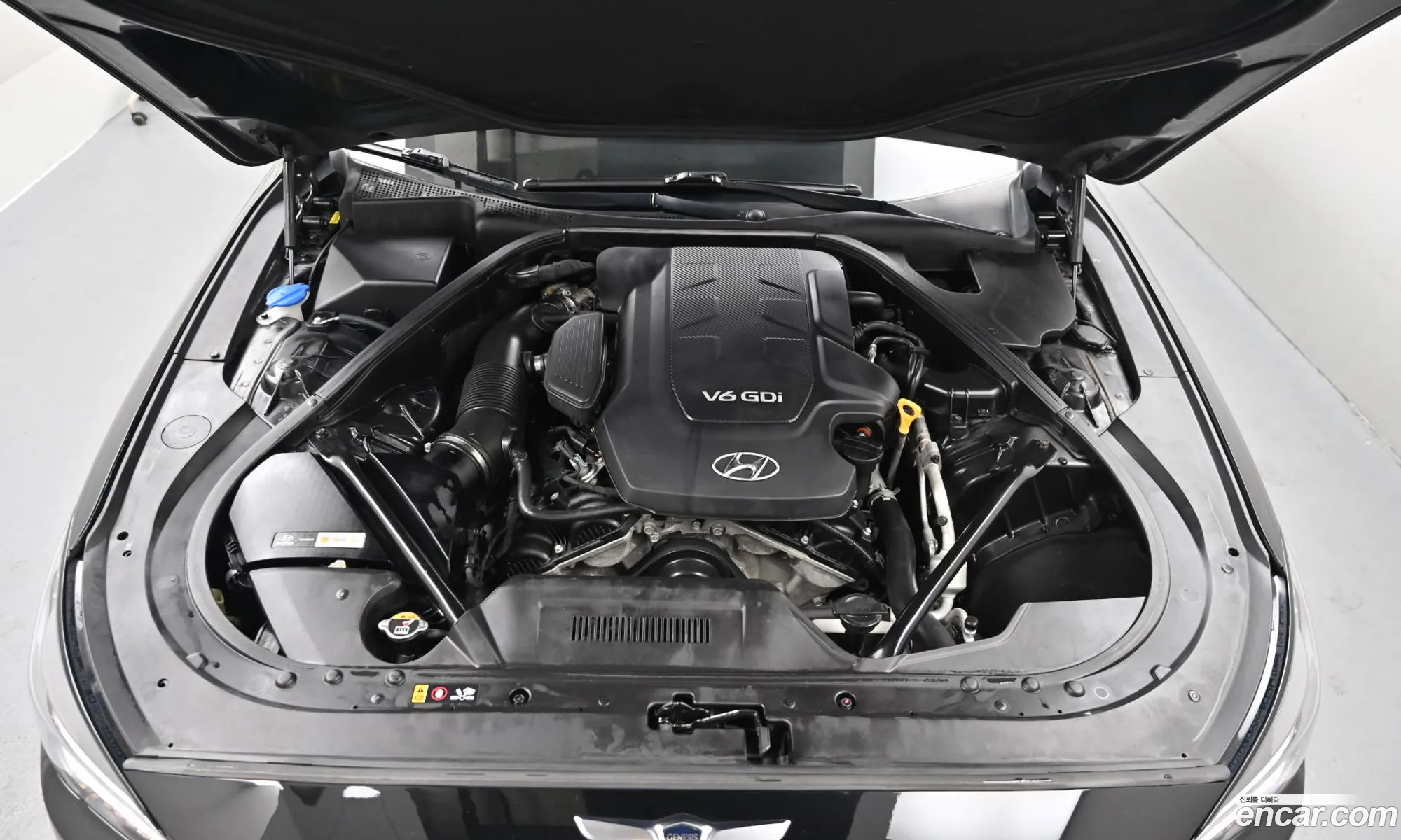 Hyundai Genesis DH 2016 — 12
