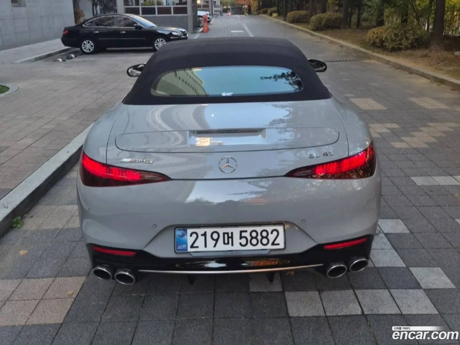 Mercedes-Benz SL-Class R232 2025 — 2