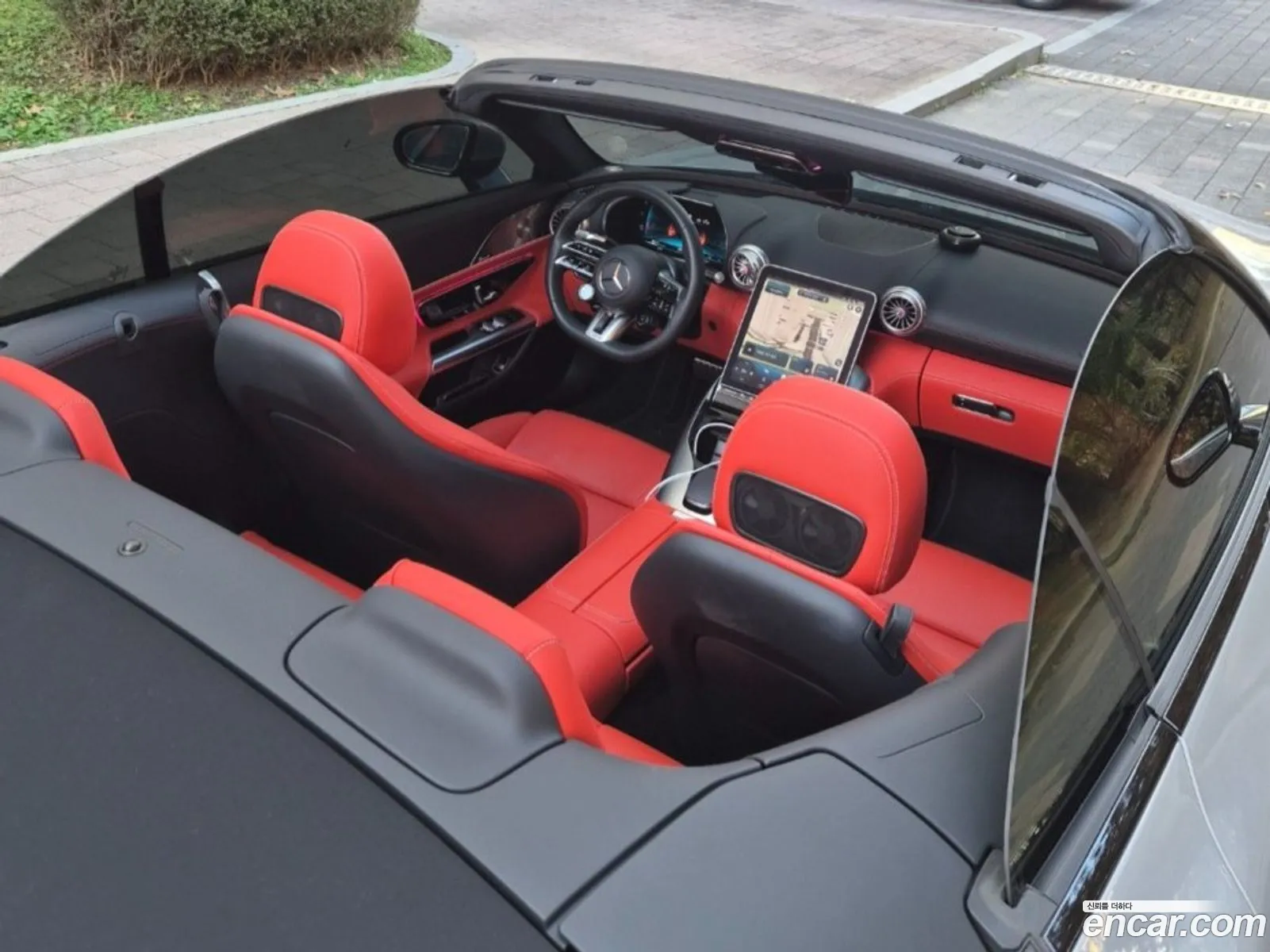 Mercedes-Benz SL-Class R232 2025 — 12