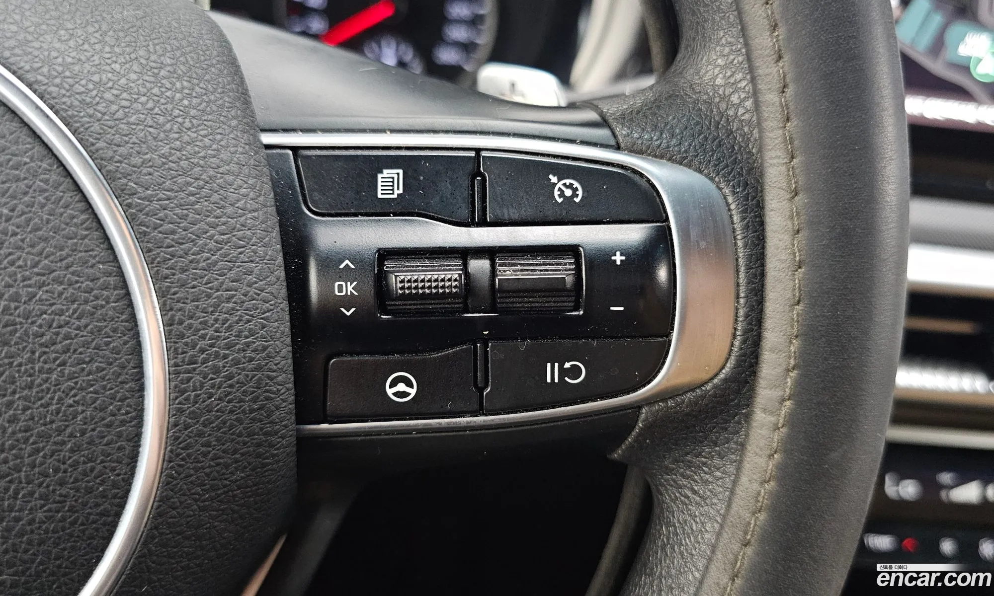 Kia K5 2020 KNAG141ABLA055714 — 6