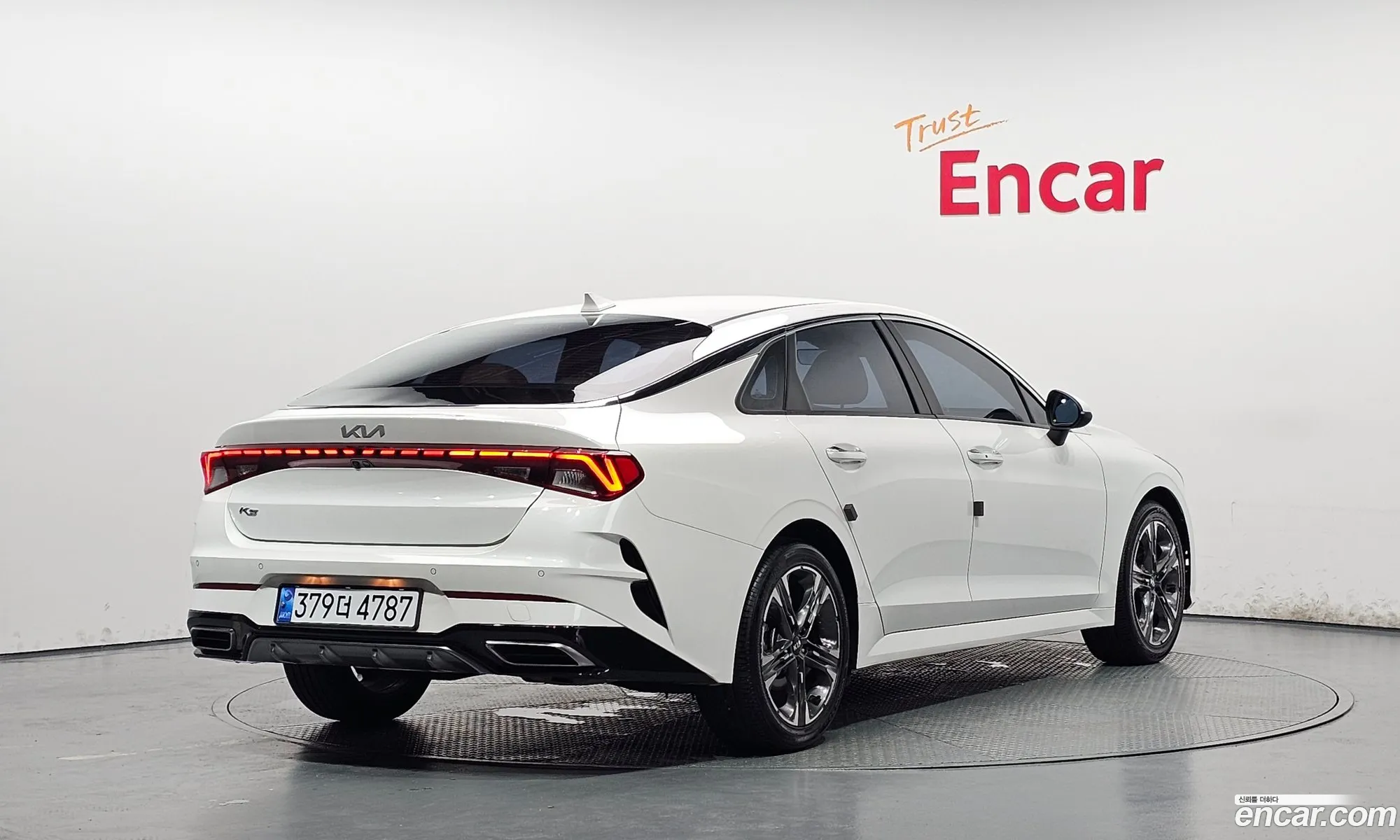 Kia K5 2020 KNAG141ABLA055714 — 14