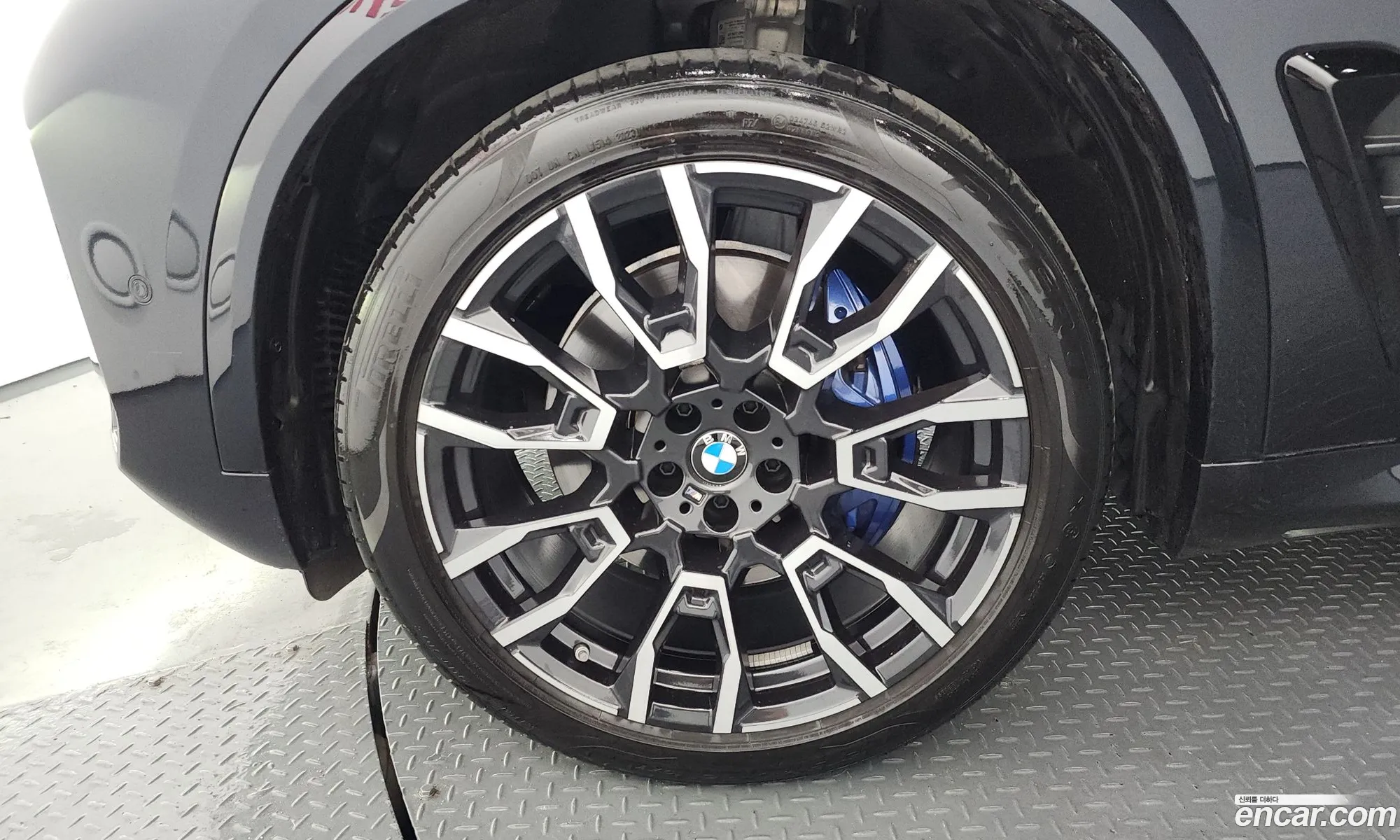 BMW X5 2023 — 21