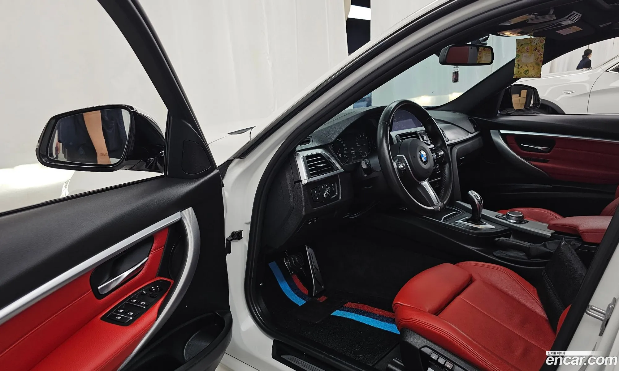 BMW 3 Series 2018 WBA8B910 — 11