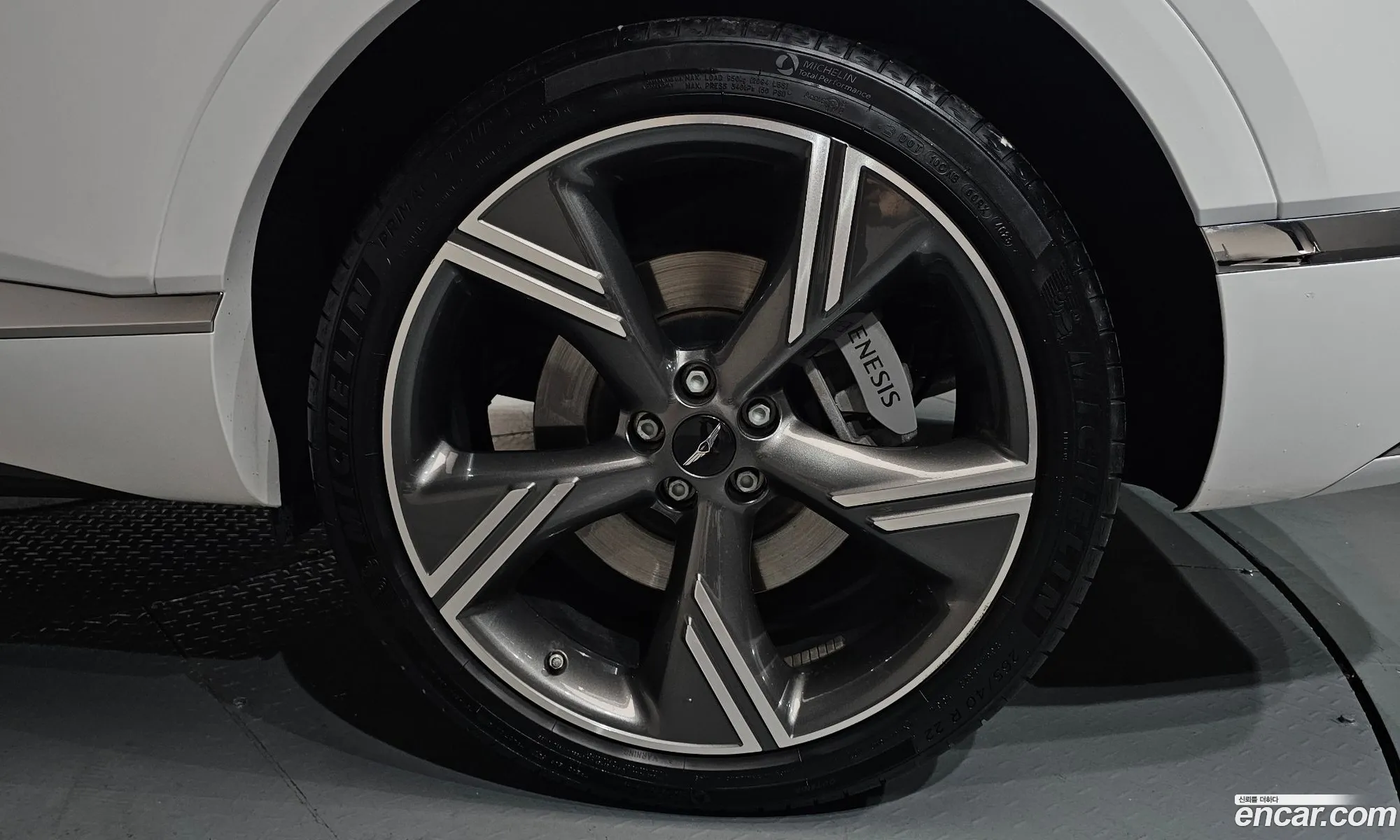 Genesis GV80 2024 KMTHA81BDRU204620 — 33