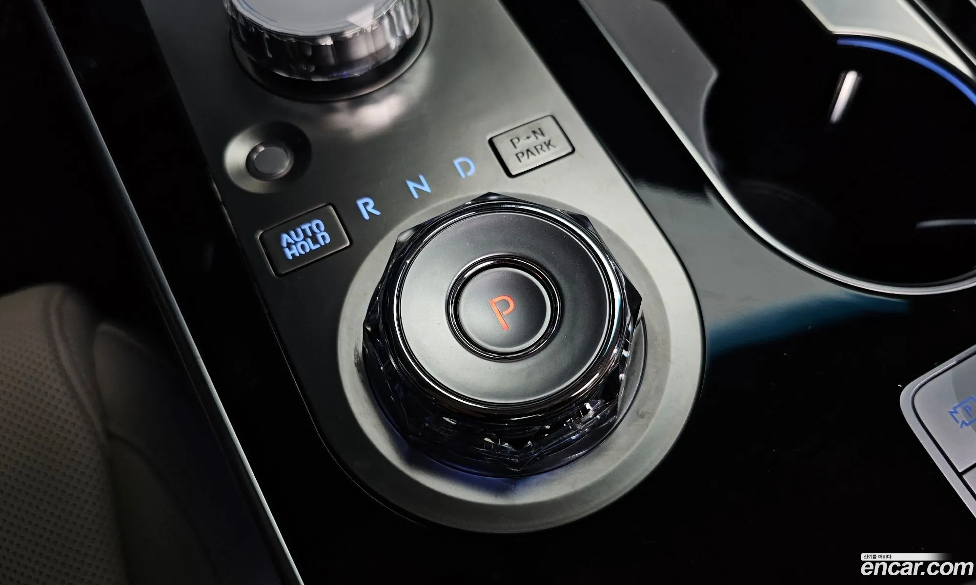 Genesis GV80 2024 KMTHA81BDRU204620 — 39