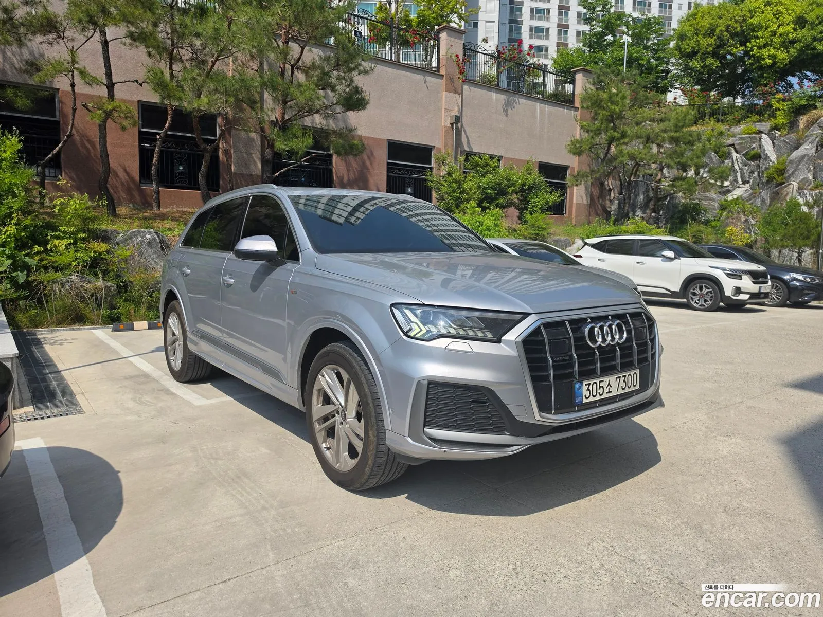 Audi Q7 2021 — 13