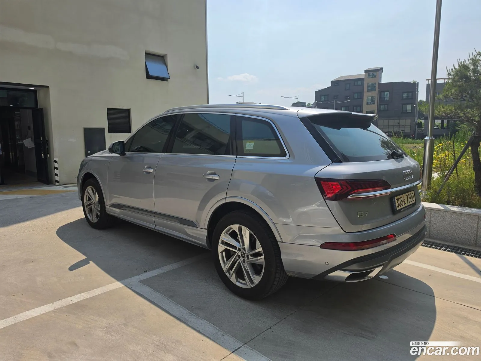 Audi Q7 2021 — 3
