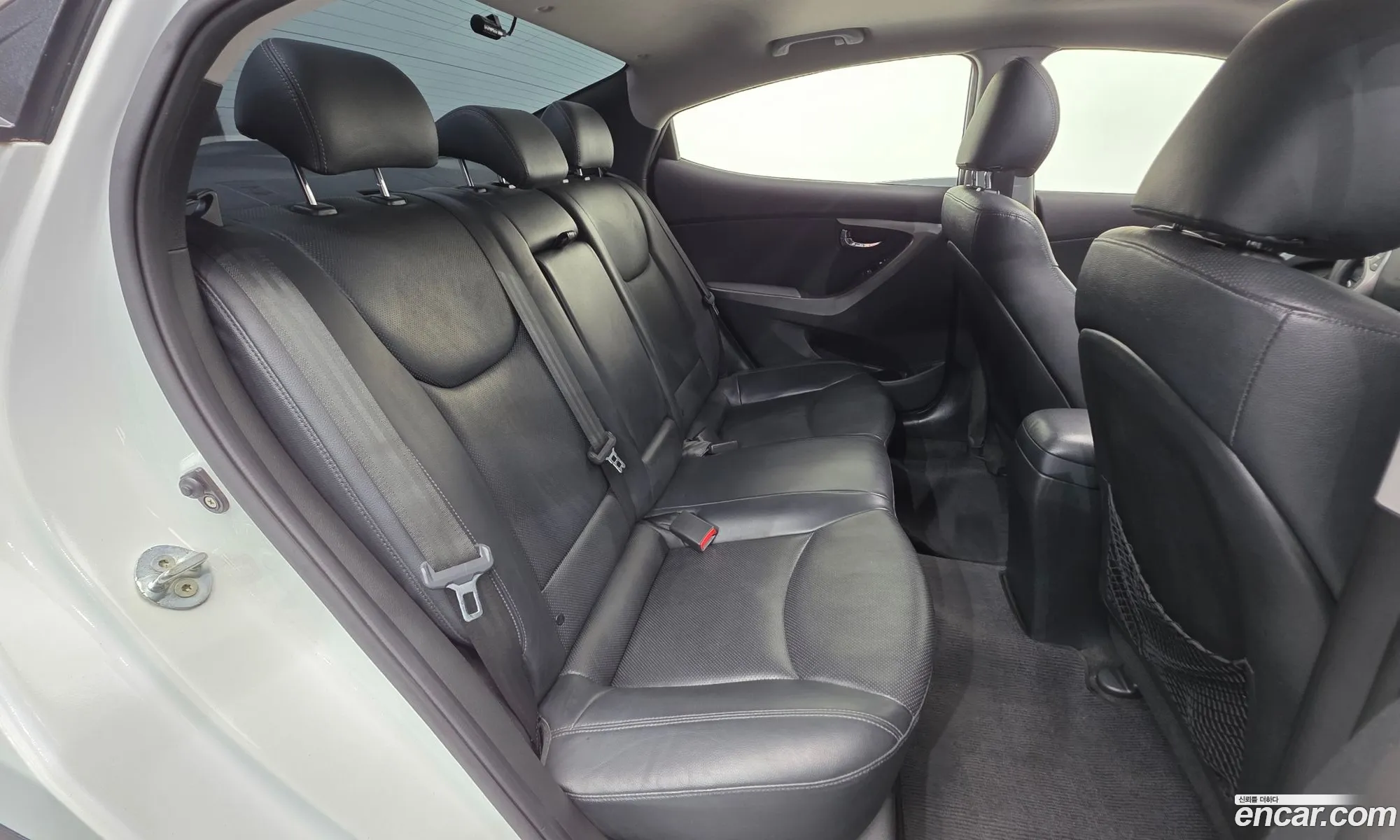 Hyundai Elantra MD 2012 — 15