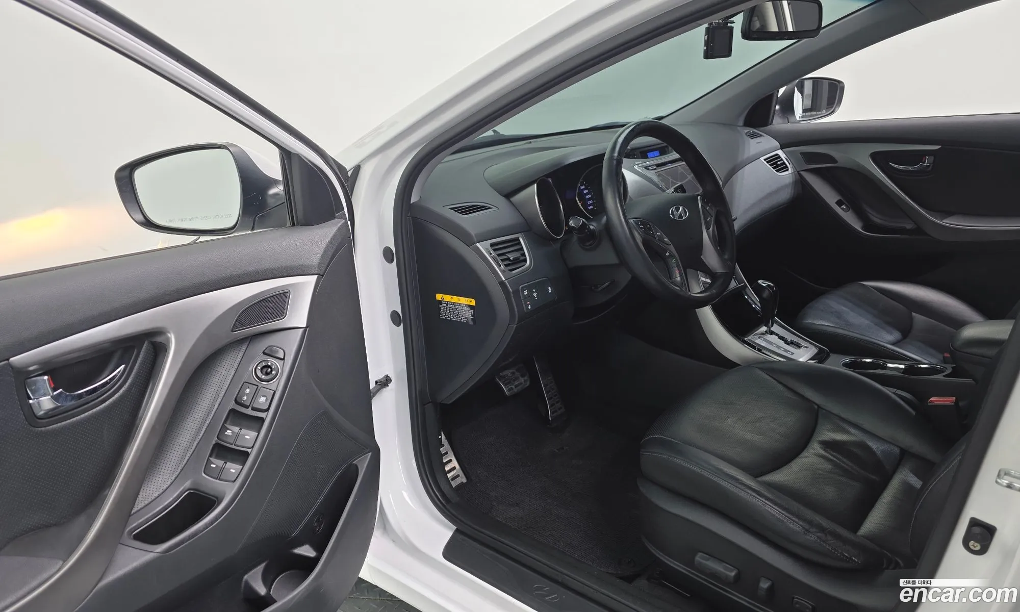Hyundai Elantra MD 2012 — 12