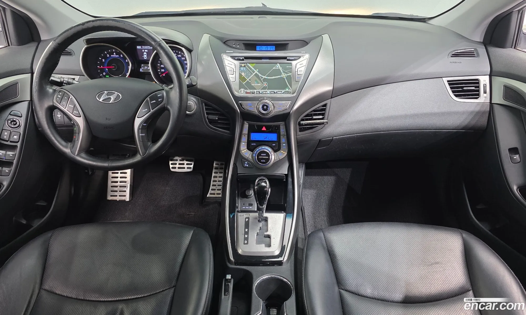 Hyundai Elantra MD 2012 — 17