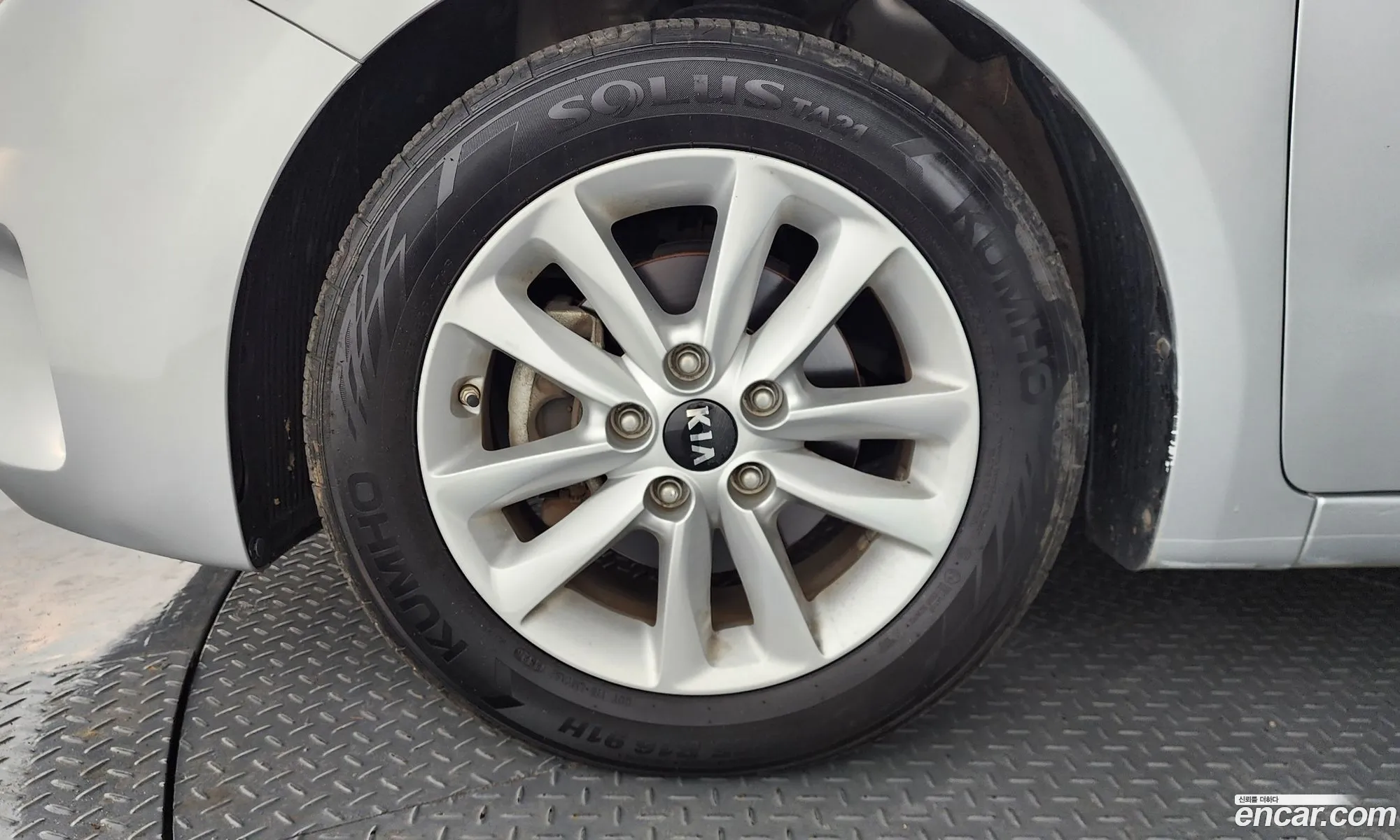 Kia K3 2016 KNAFK412BGA944637 — 12