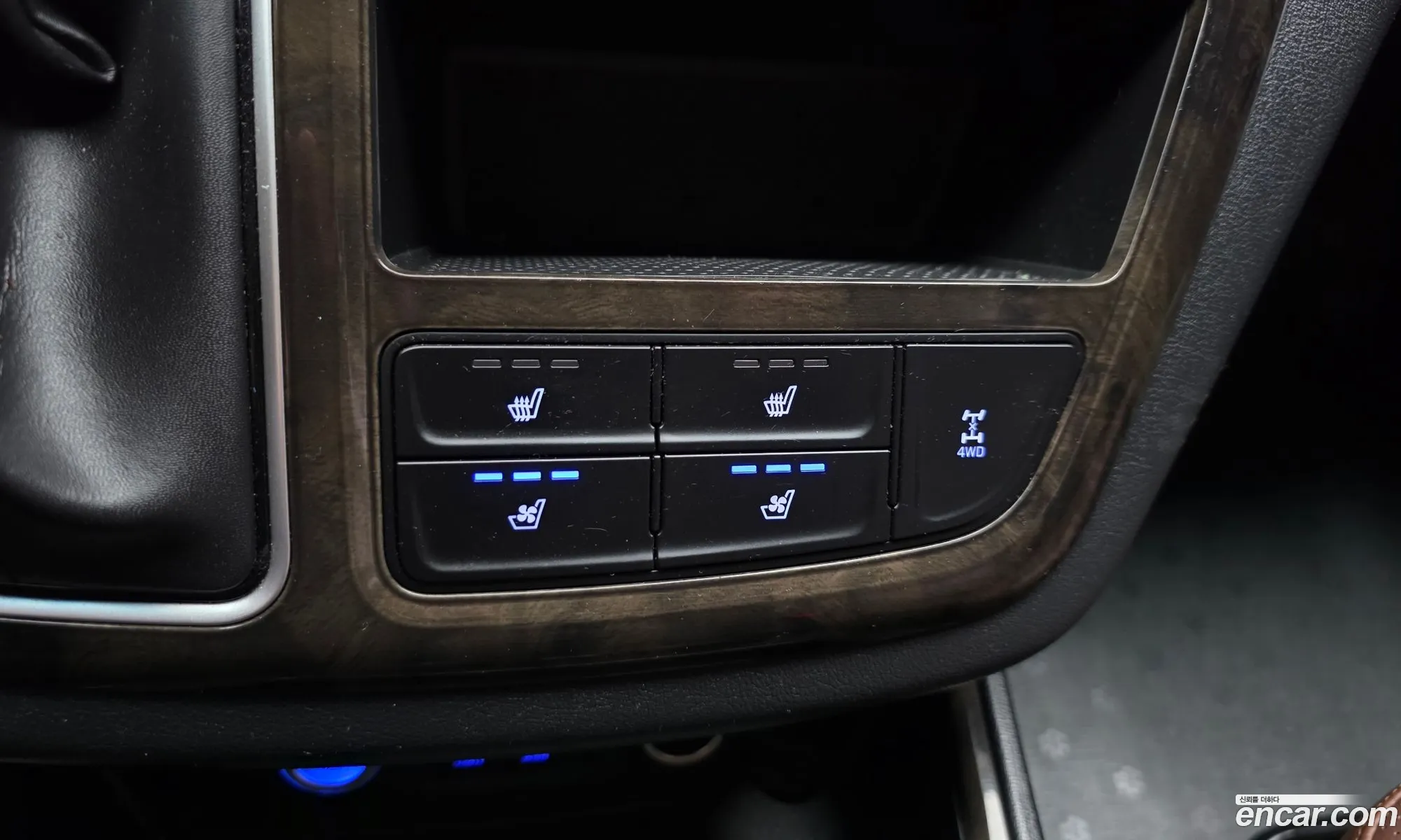 Hyundai Grand Starex 2020 — 29