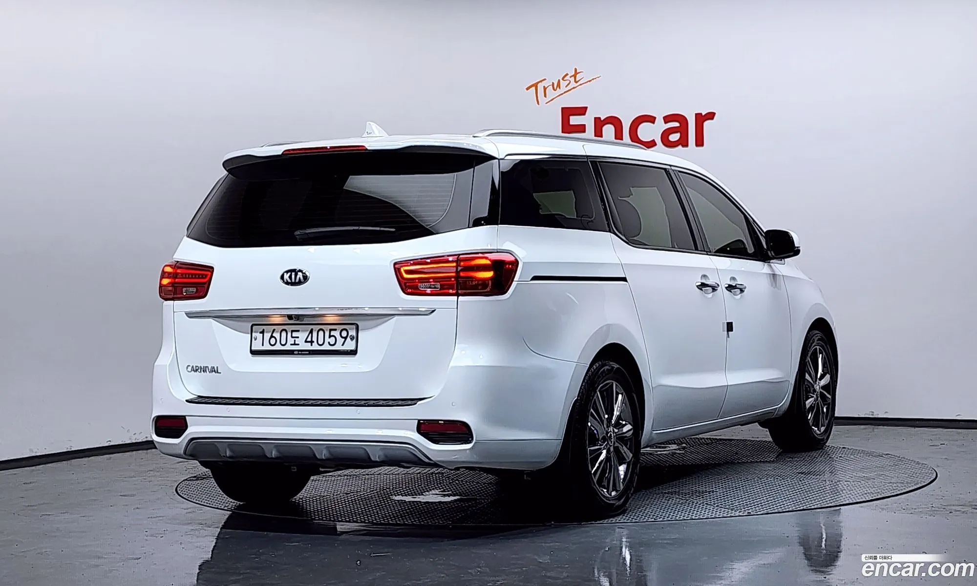Kia Carnival 2019 KNAMC81ABLS634371 — 6