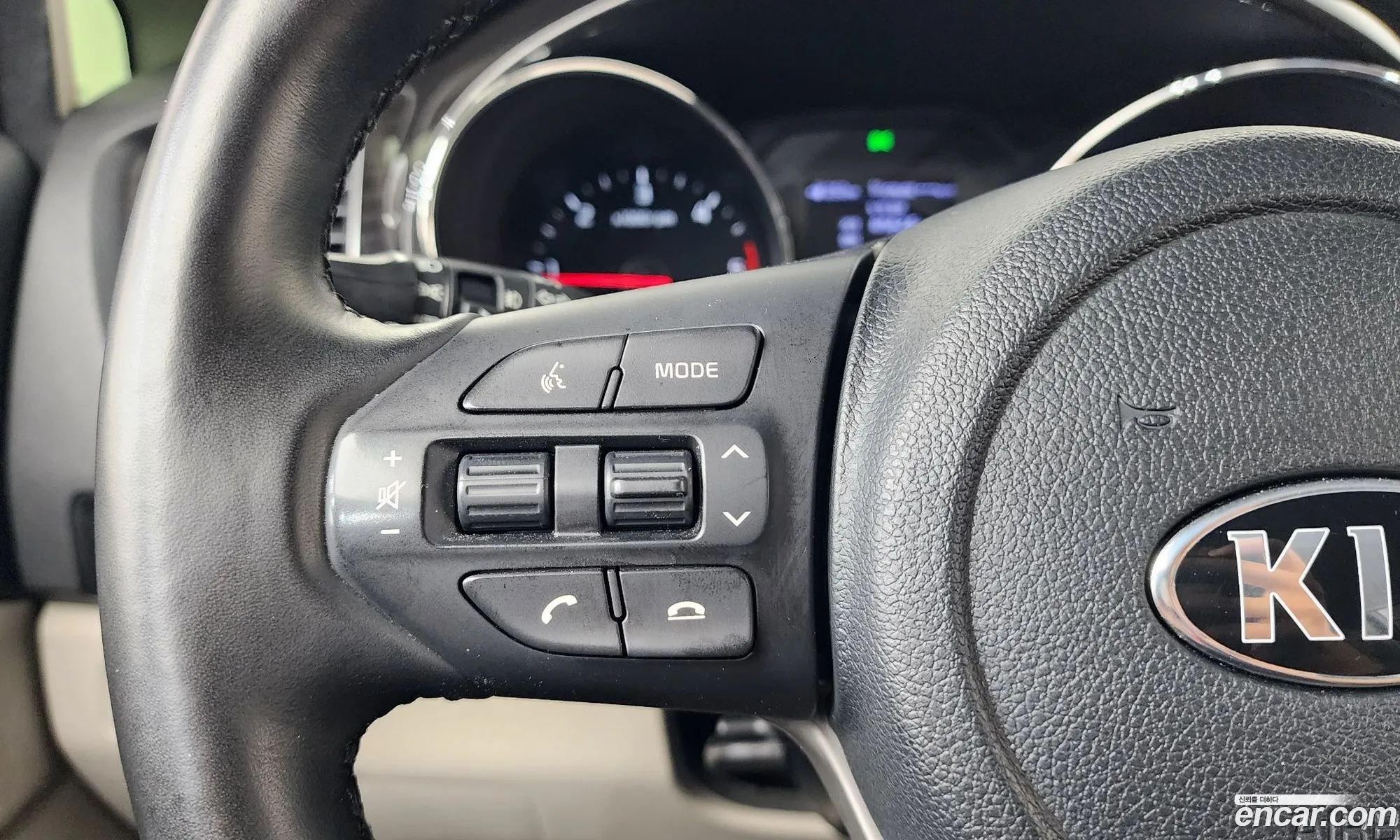Kia Carnival 2019 KNAMC81ABLS634371 — 26