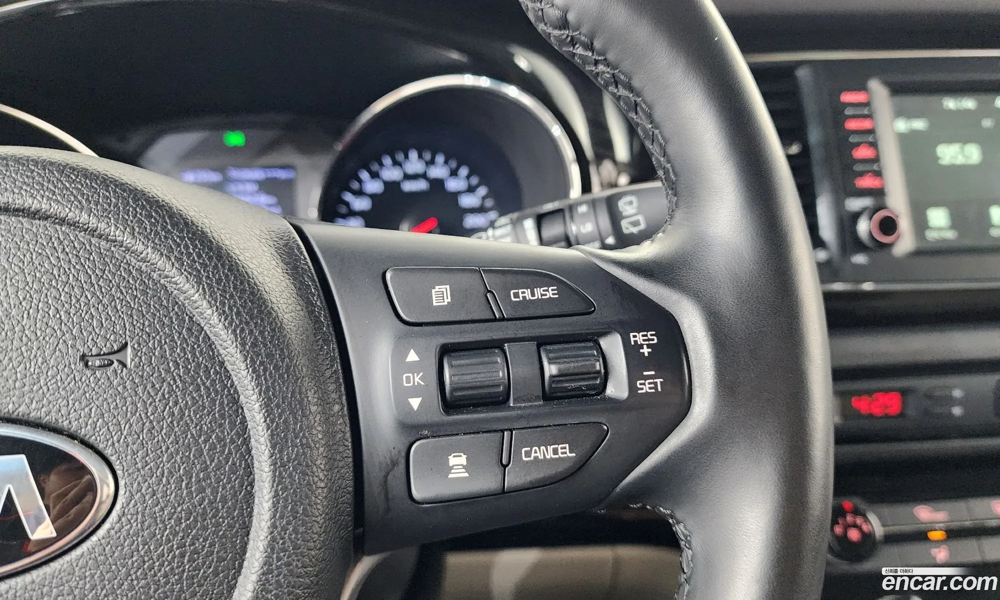 Kia Carnival 2019 KNAMC81ABLS634371 — 2