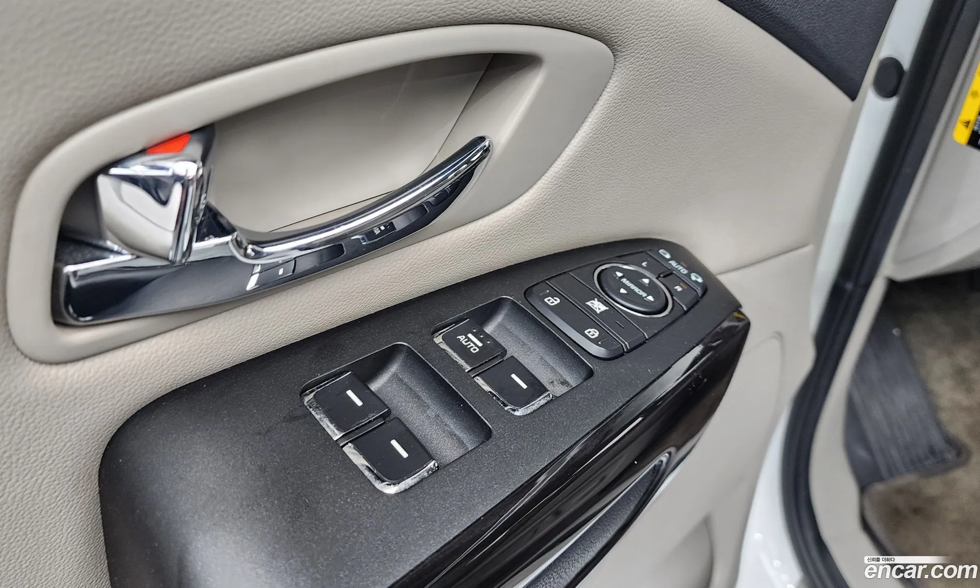 Kia Carnival 2019 KNAMC81ABLS634371 — 31