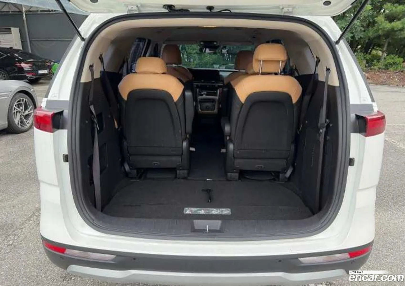 Kia Carnival 2023 — 5