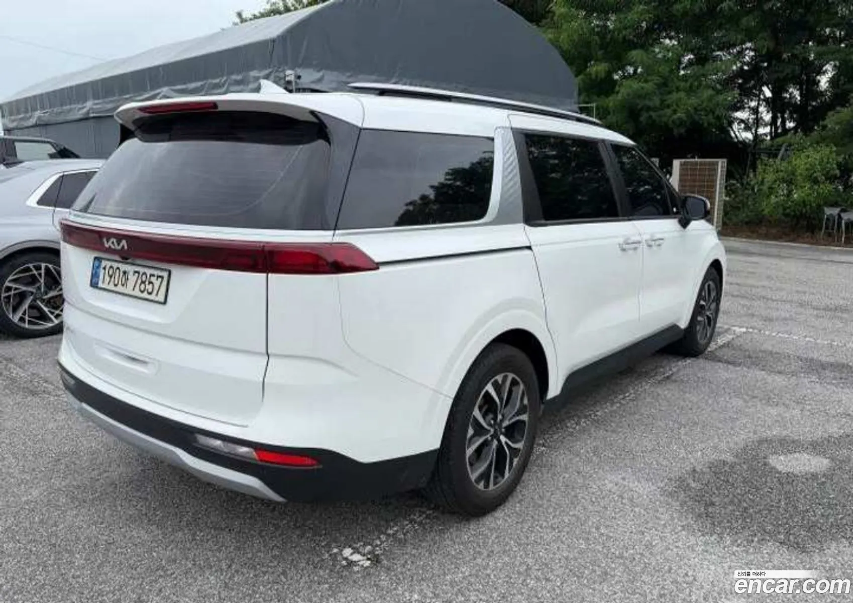 Kia Carnival 2023 — 7