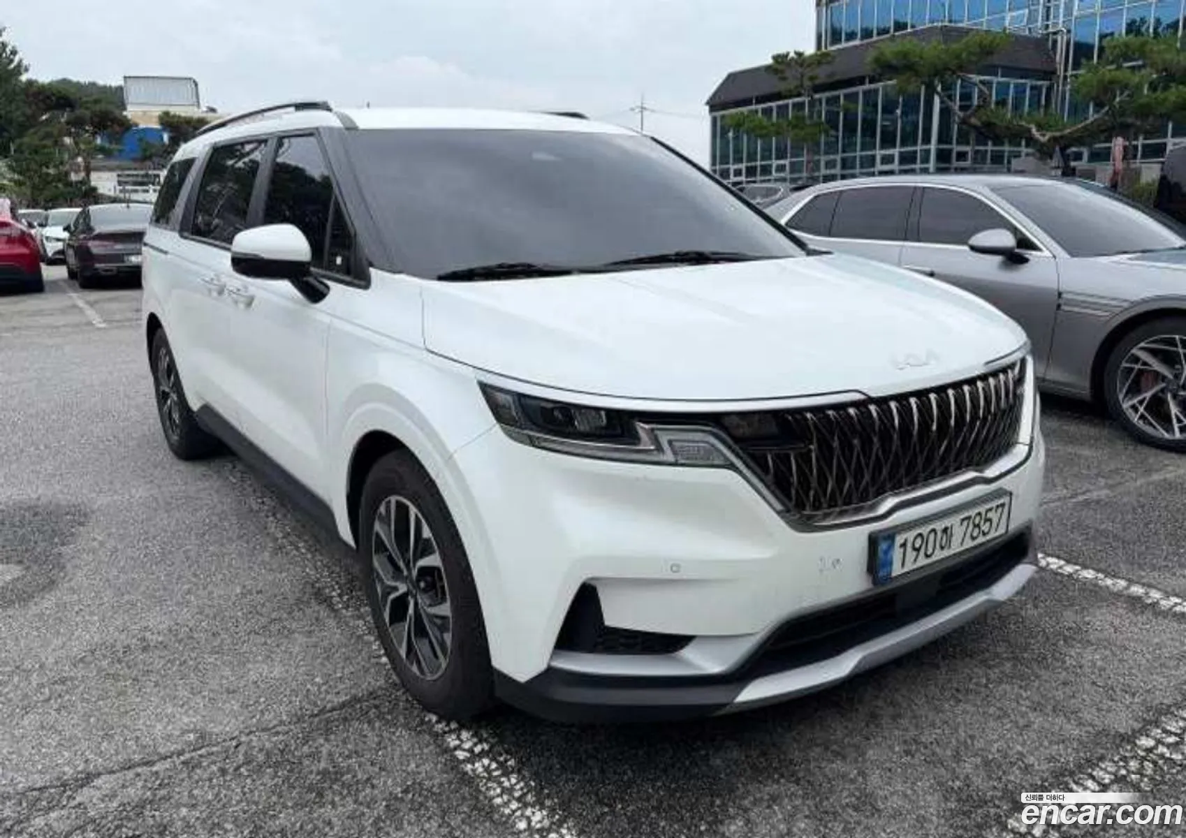 Kia Carnival 2023 — 11