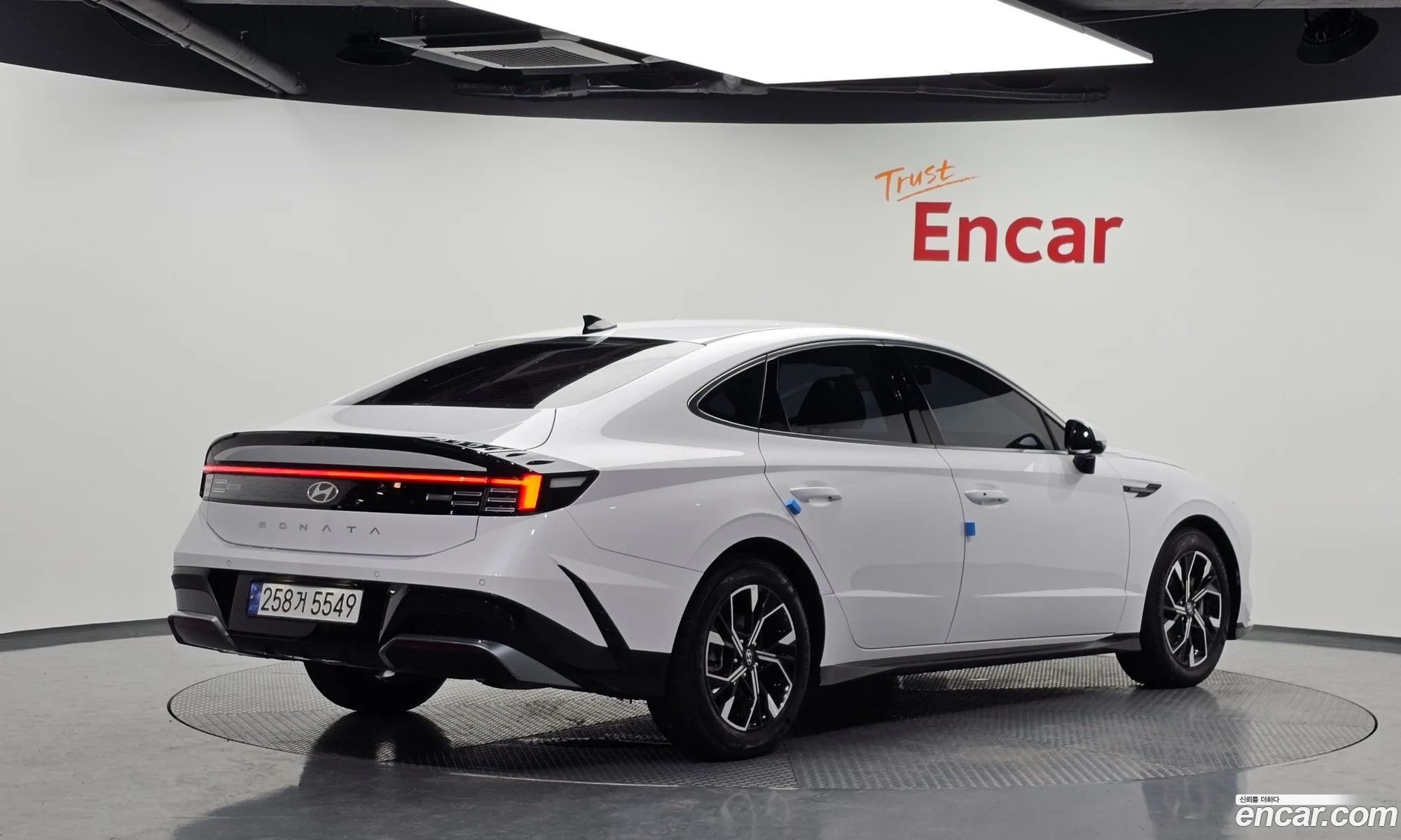 Hyundai Sonata the Edge 2023 — 16