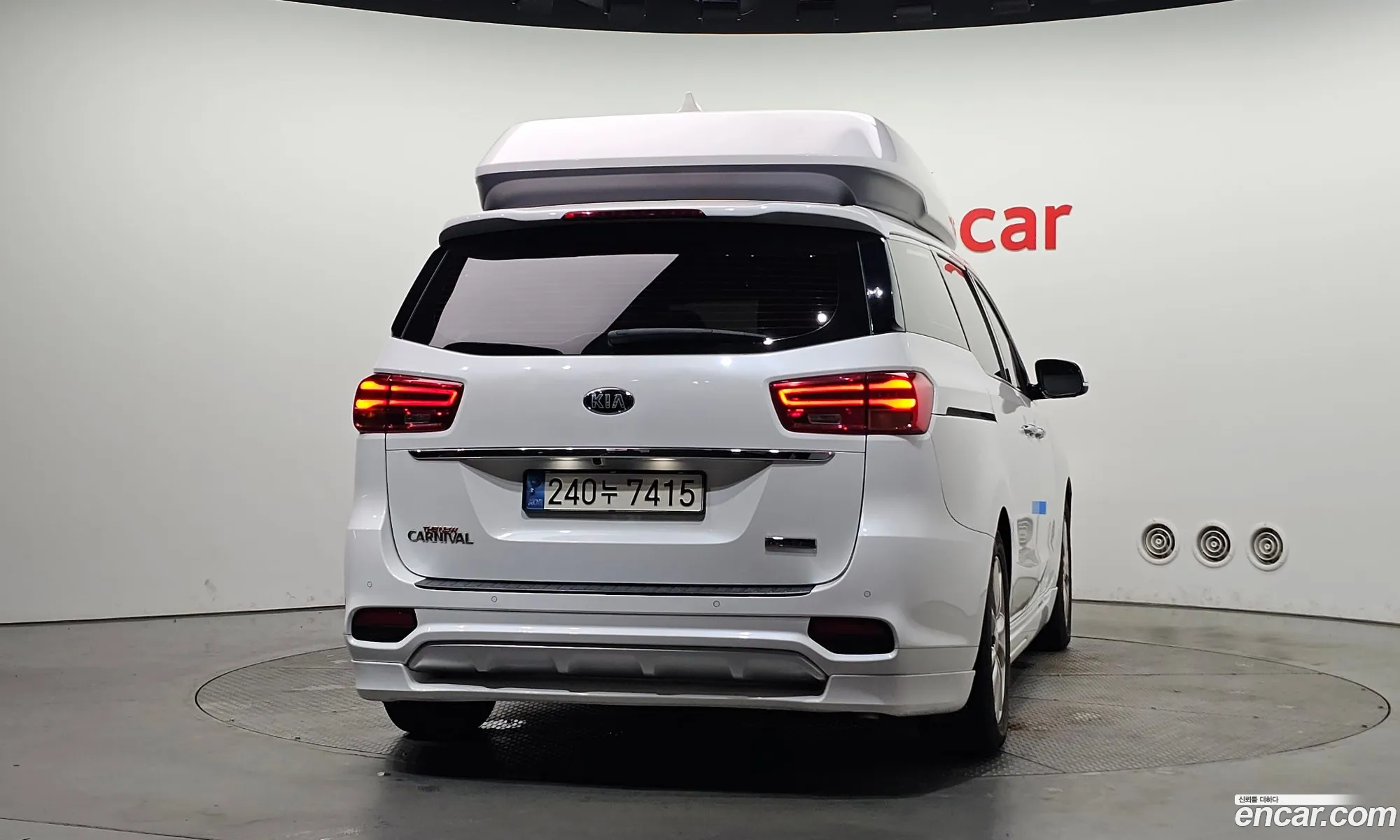 Kia Carnival 2018 — 19