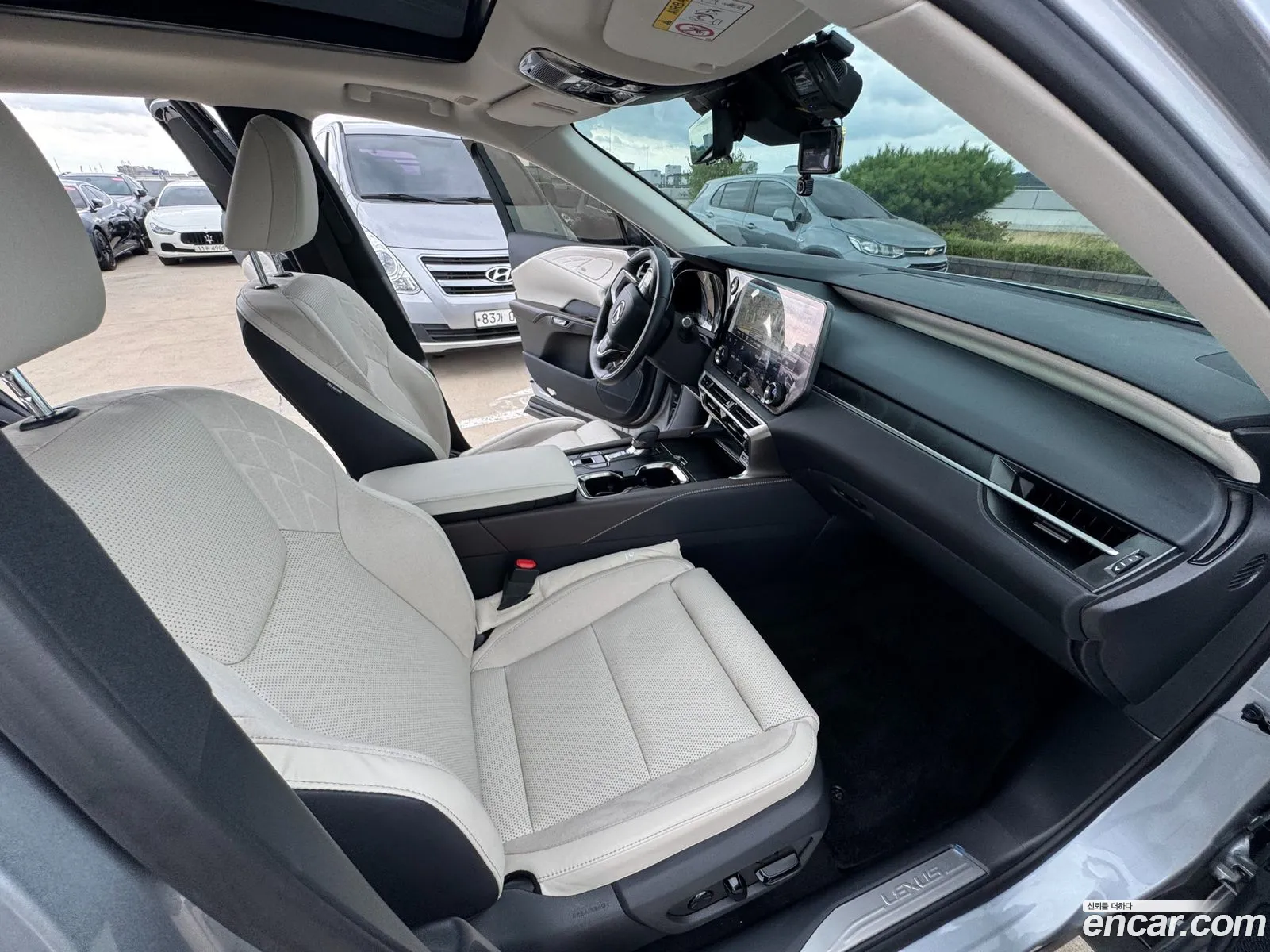 Lexus RX350h 2025 — 3