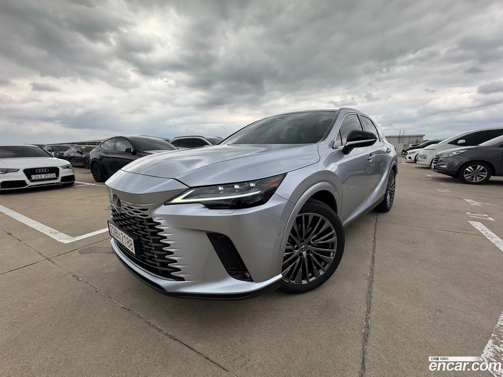 Lexus RX350h 2025 — 16
