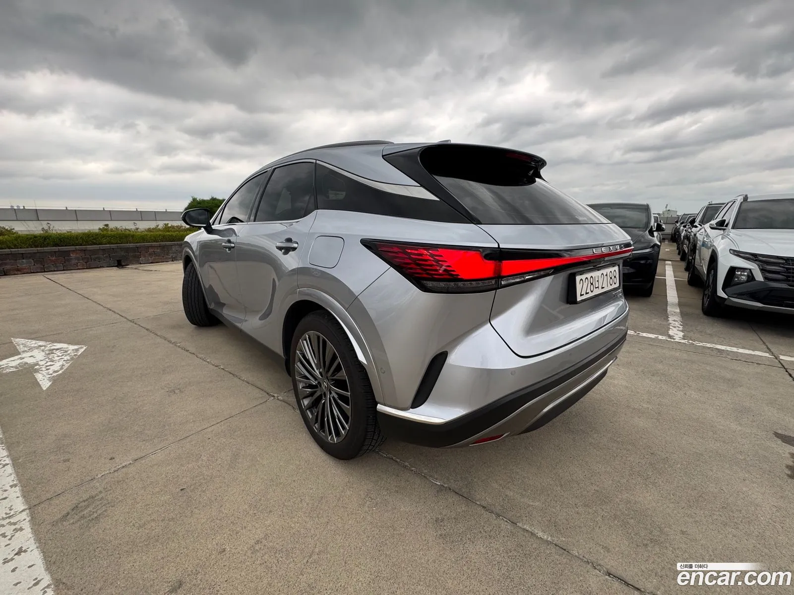 Lexus RX350h 2025 — 8