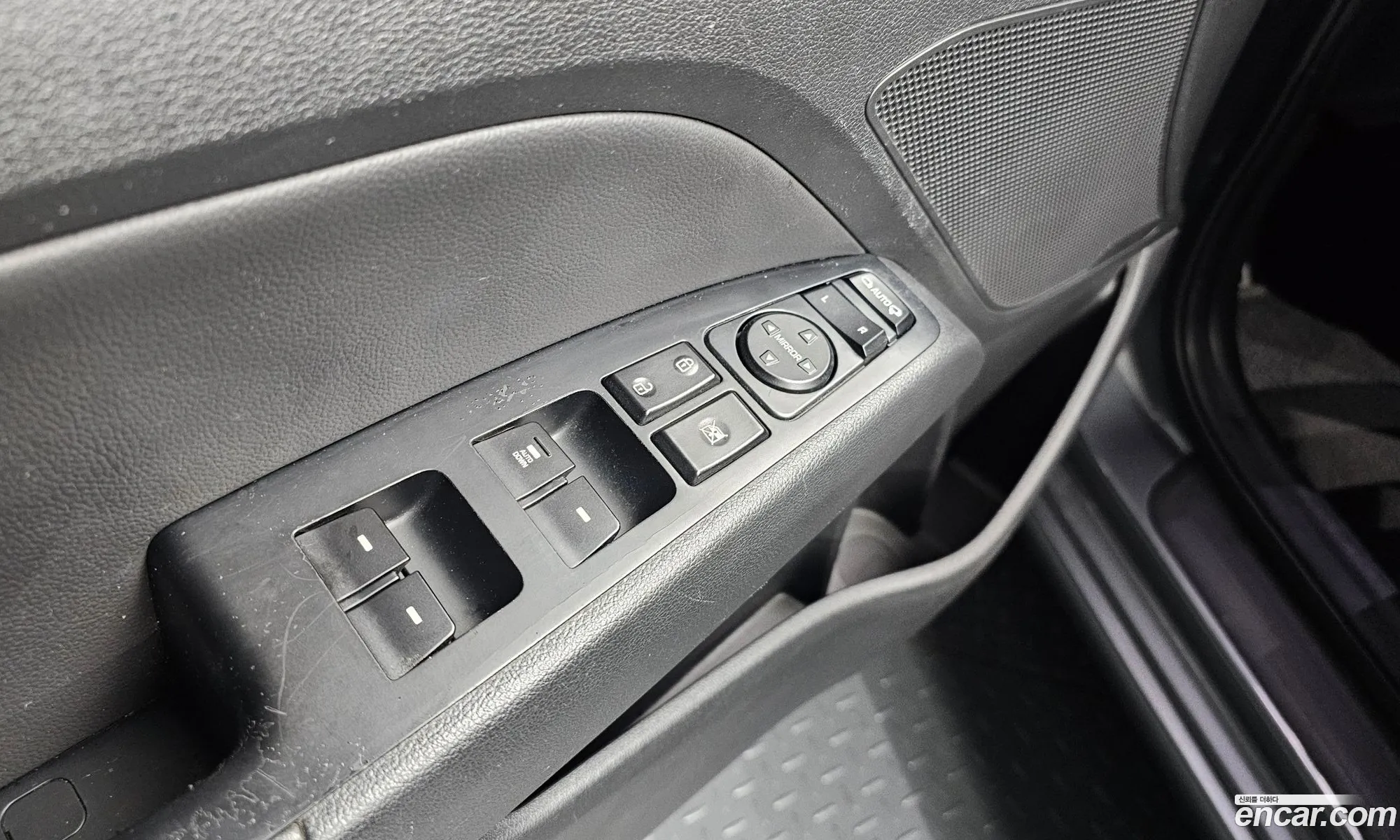 Hyundai Elantra AD 2016 — 25