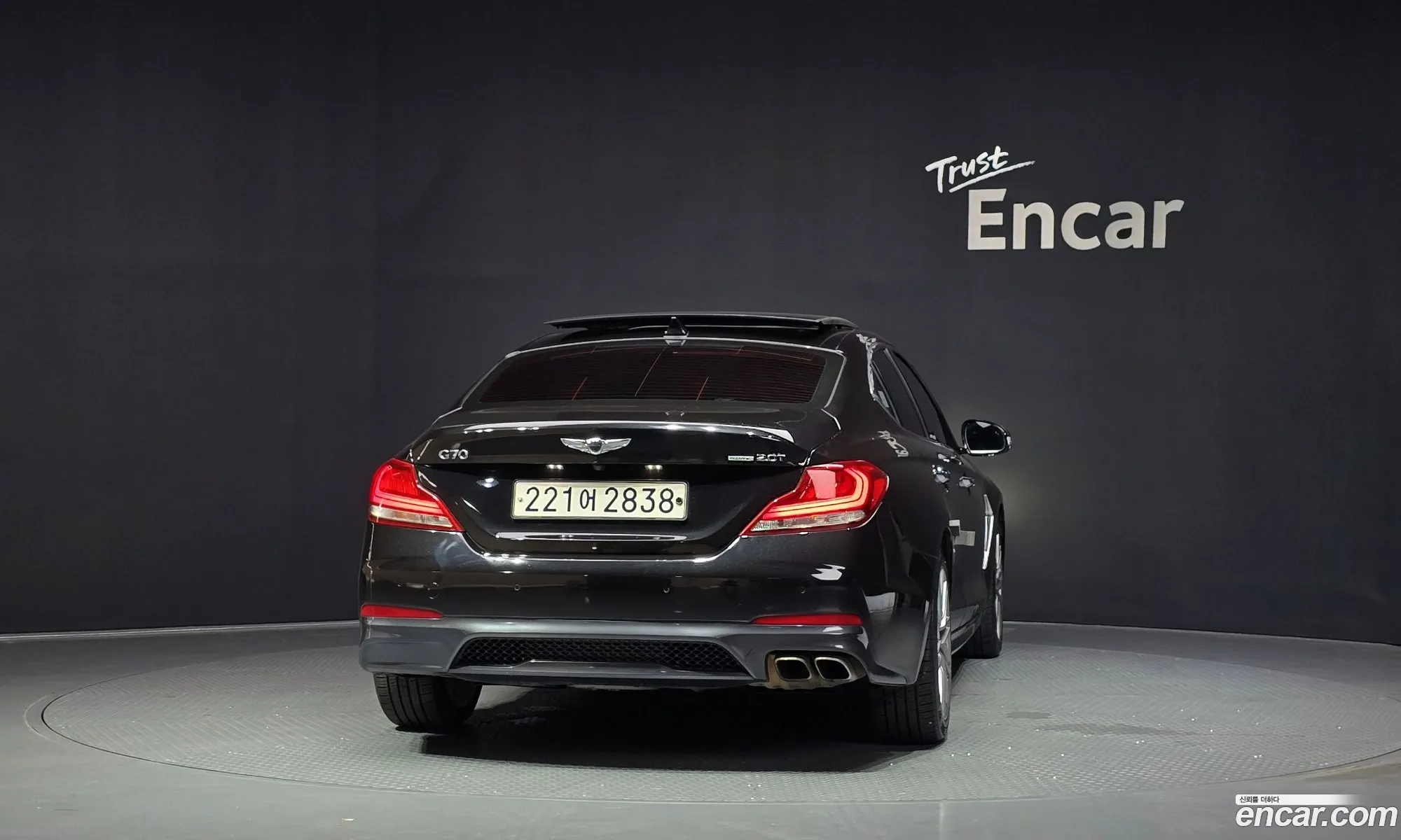 Genesis G70 2019 — 17