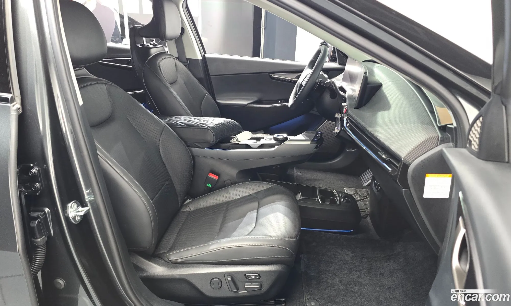 Kia EV6 2024 KNAC381CPSA226033 — 21