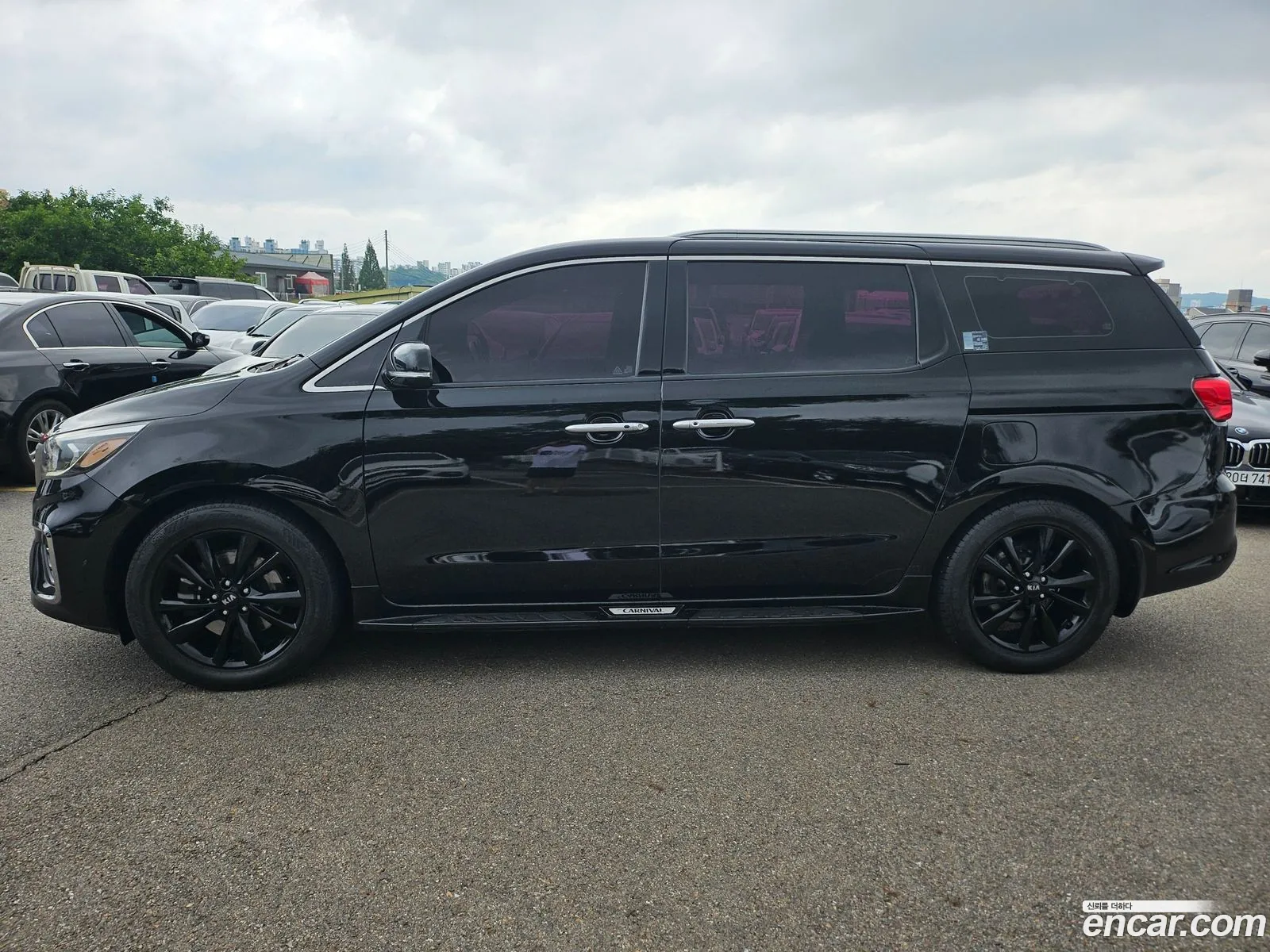 Kia Carnival 2018 — 11