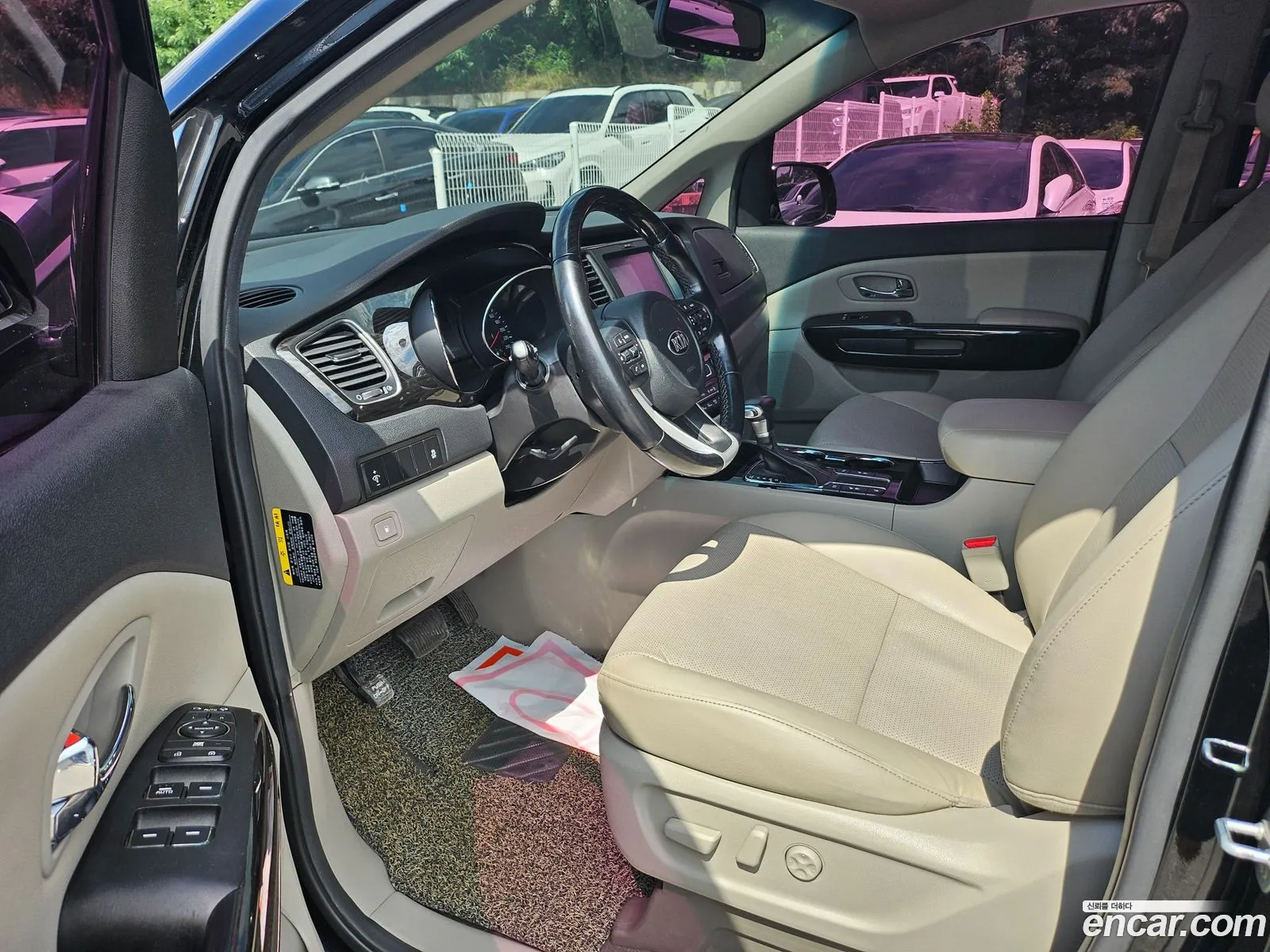Kia Carnival 2018 — 12