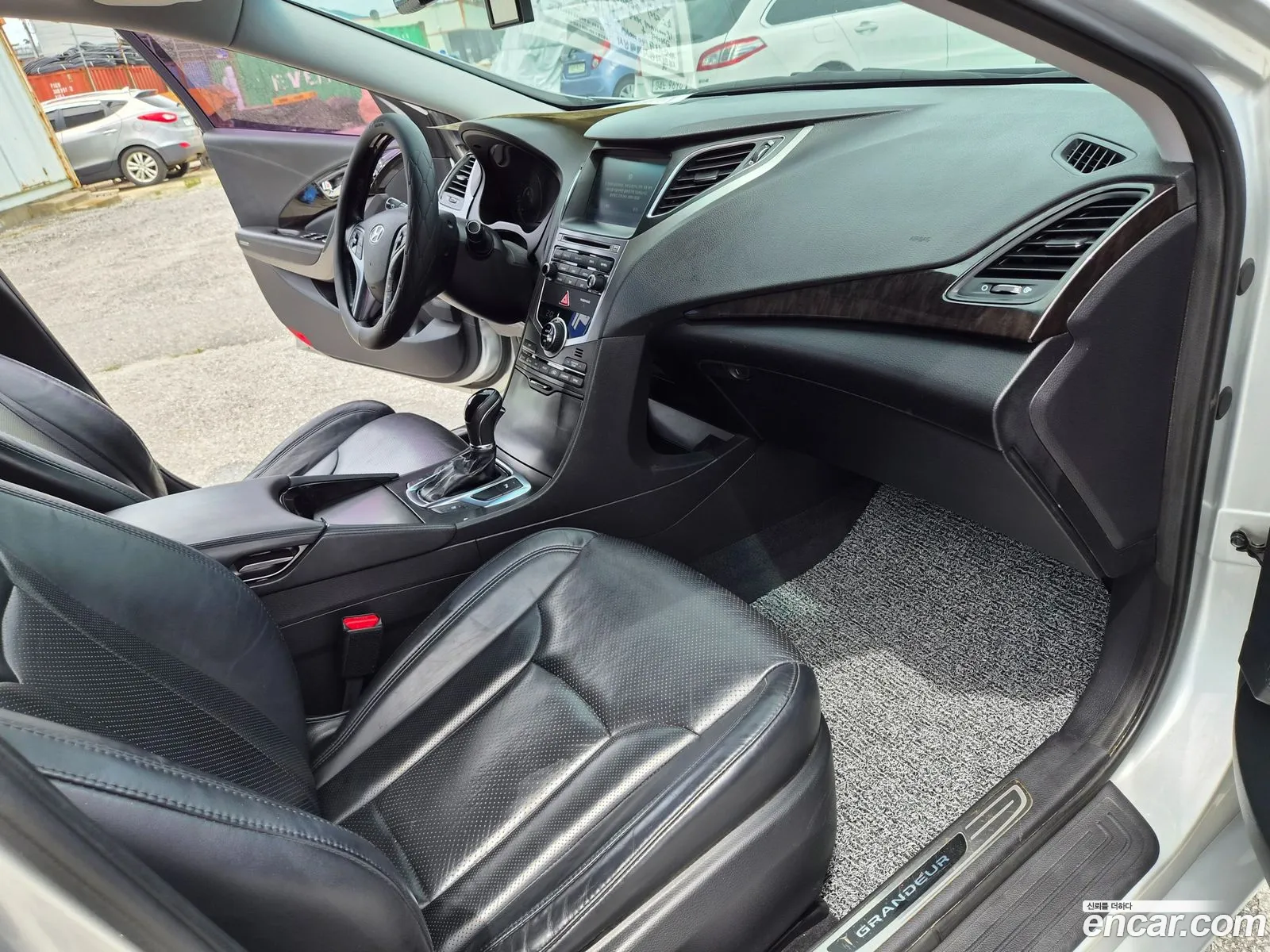Hyundai Grandeur HG 2014 — 10