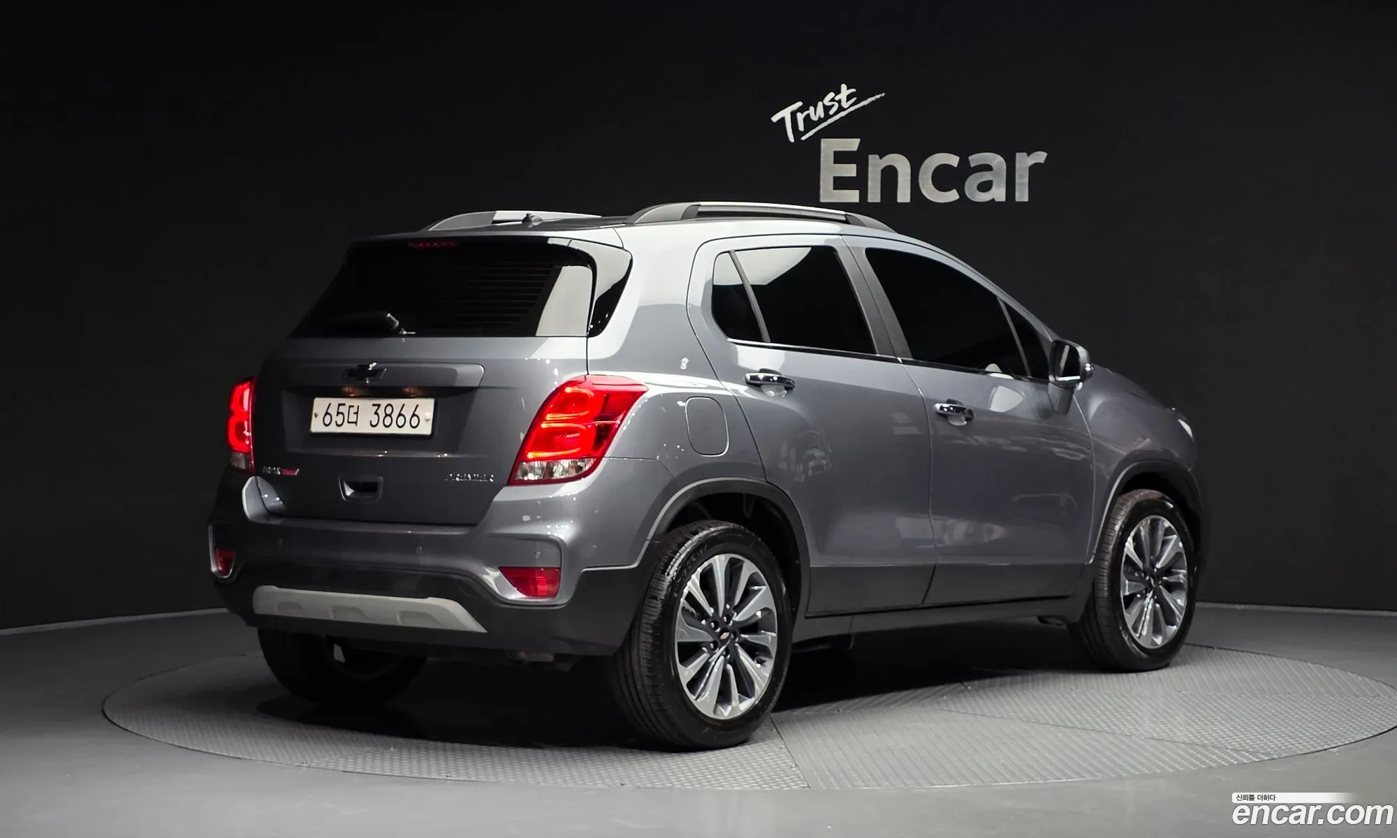 Chevrolet (GM Daewoo) Trax 2019 KLABA76BDKB857930 — 8