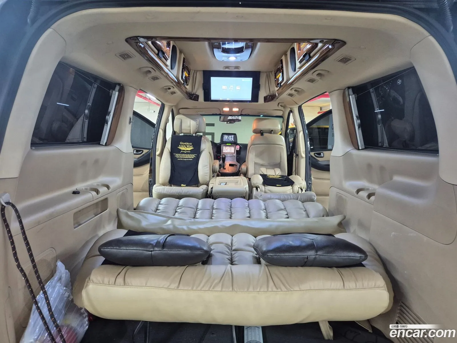 Hyundai Grand Starex 2008 — 18