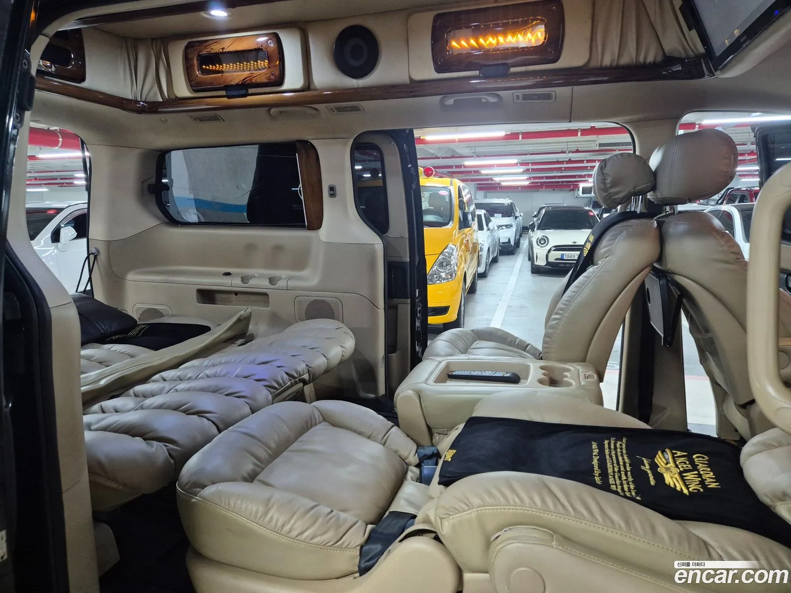 Hyundai Grand Starex 2008 — 15