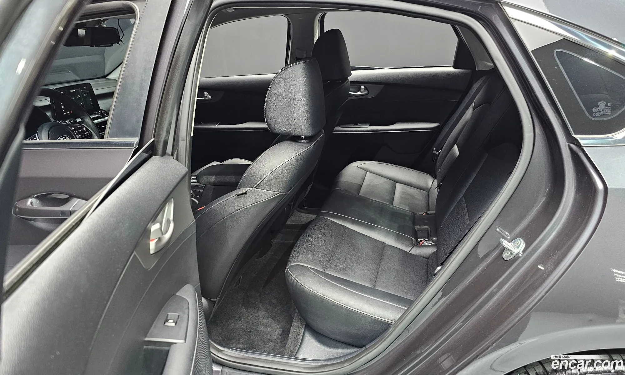 Kia K3 2018 — 5