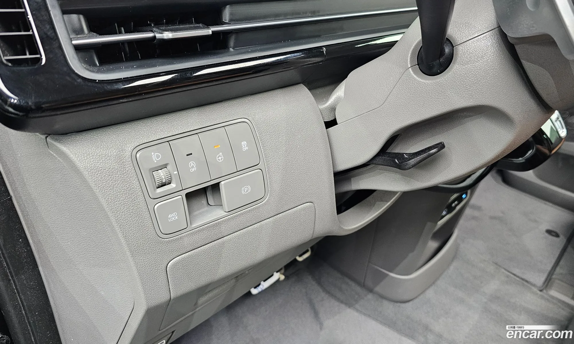 Hyundai Staria 2025 — 30