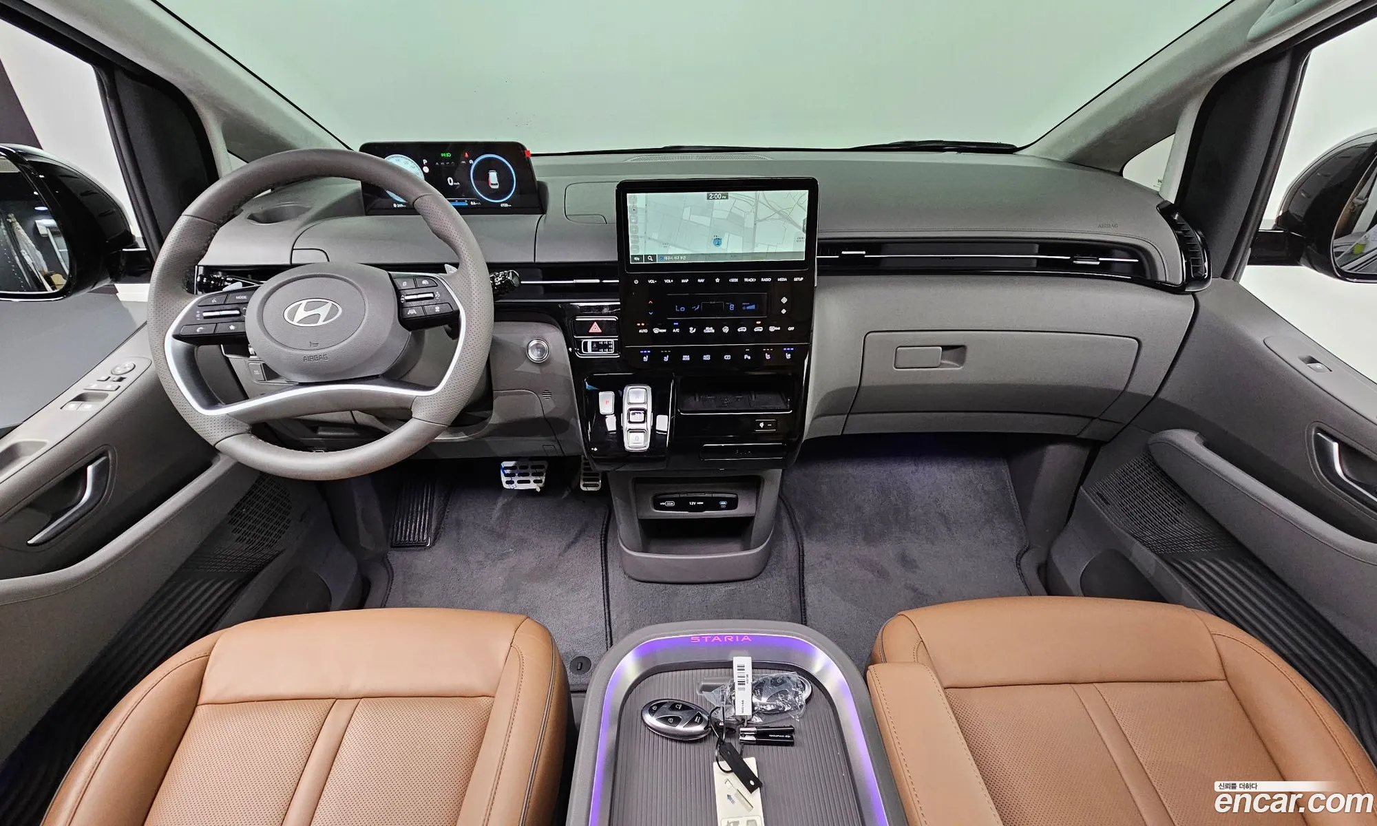 Hyundai Staria 2025 — 29
