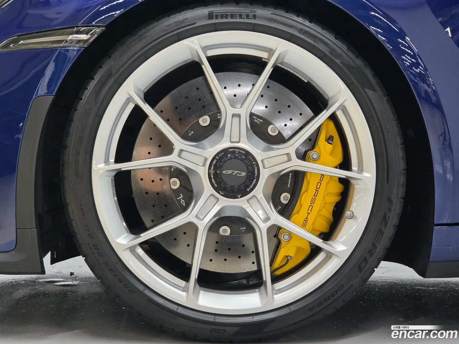 Porsche 911 2023 — 4