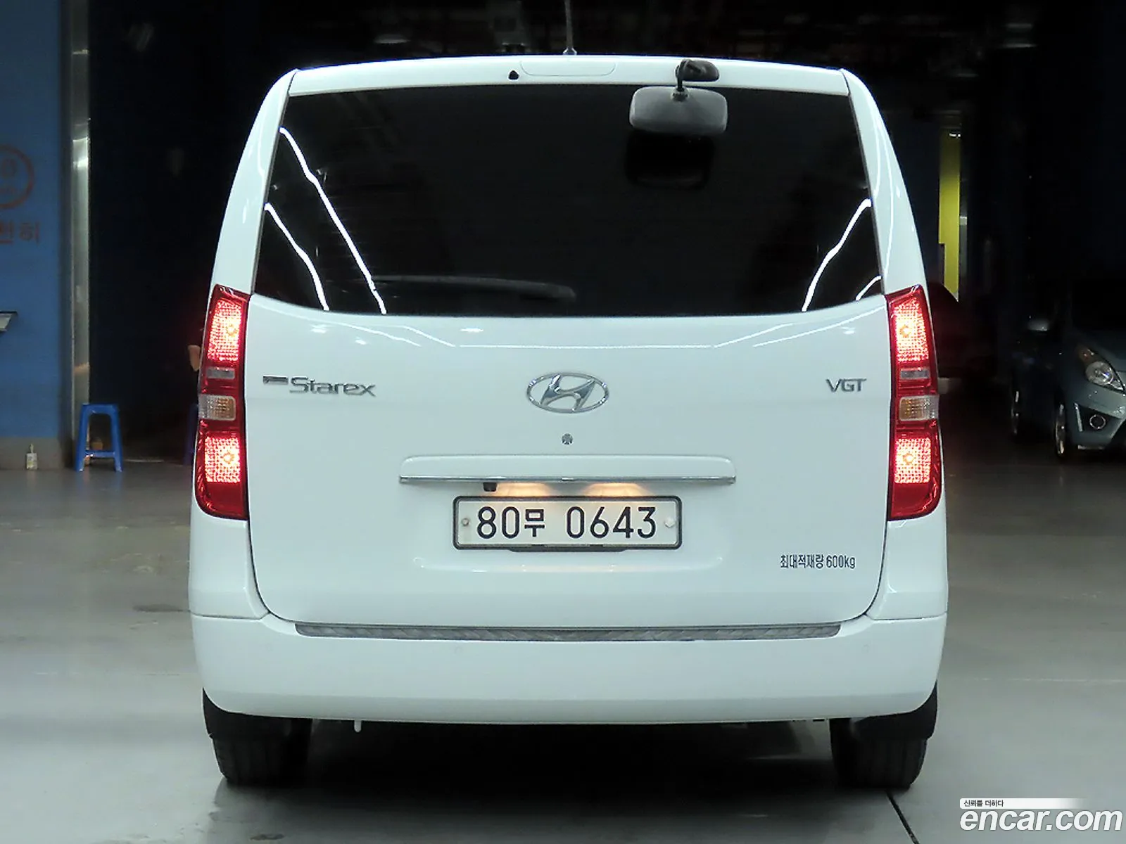 Hyundai Grand Starex 2017 — 11