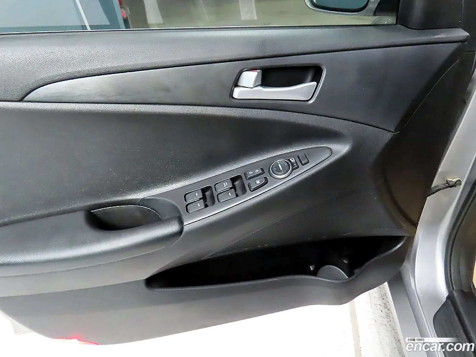 Hyundai YF Sonata 2011 — 3
