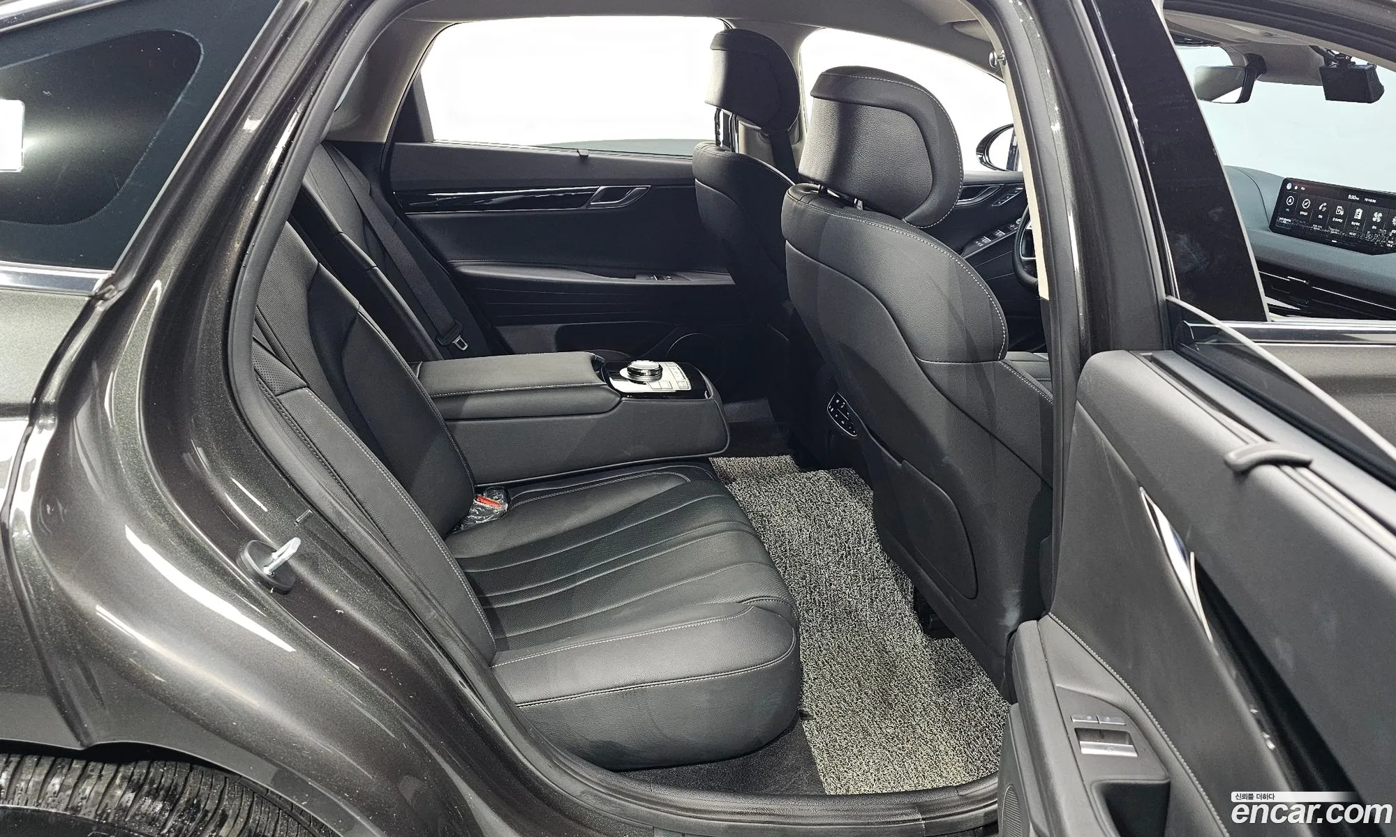 Genesis G80 2023 KMTGB41CDPU172599 — 19
